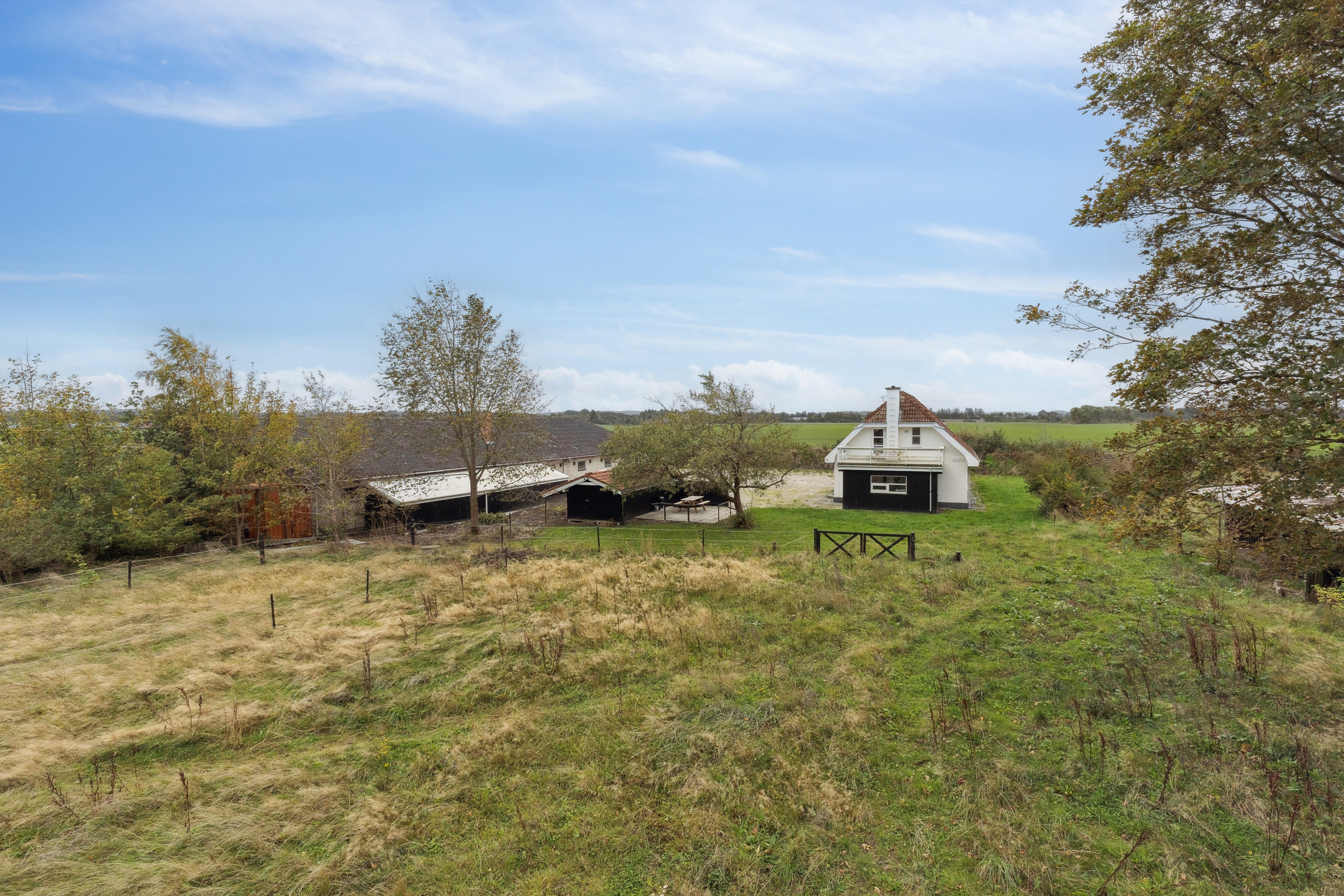 Fremhævet set fra haven billede i fuldskærmstilstand. Billede af Frederikshavnsvej 225, Hørmested, 9870 Sindal