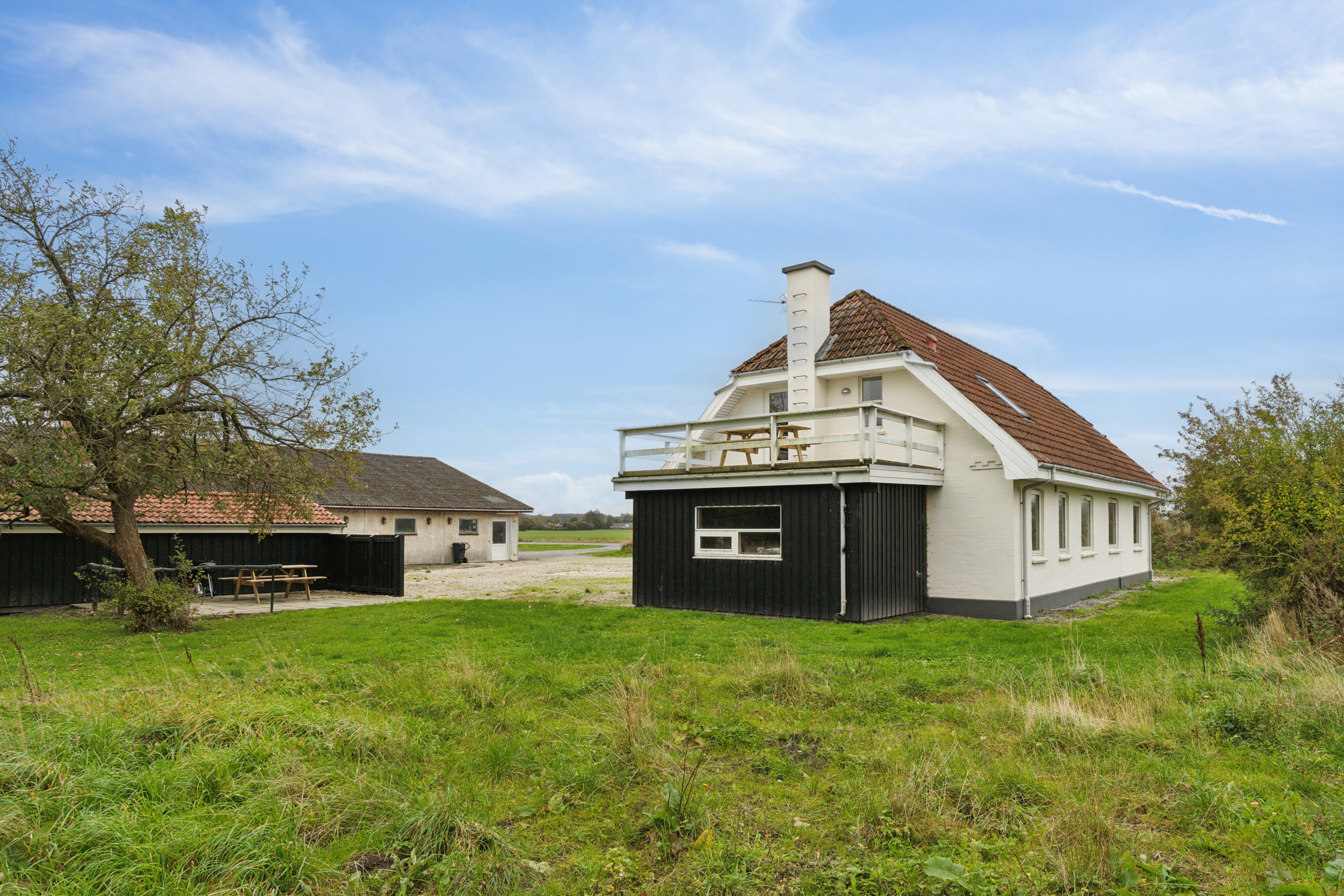 Fremhævet set fra haven billede i fuldskærmstilstand. Billede af Frederikshavnsvej 225, Hørmested, 9870 Sindal