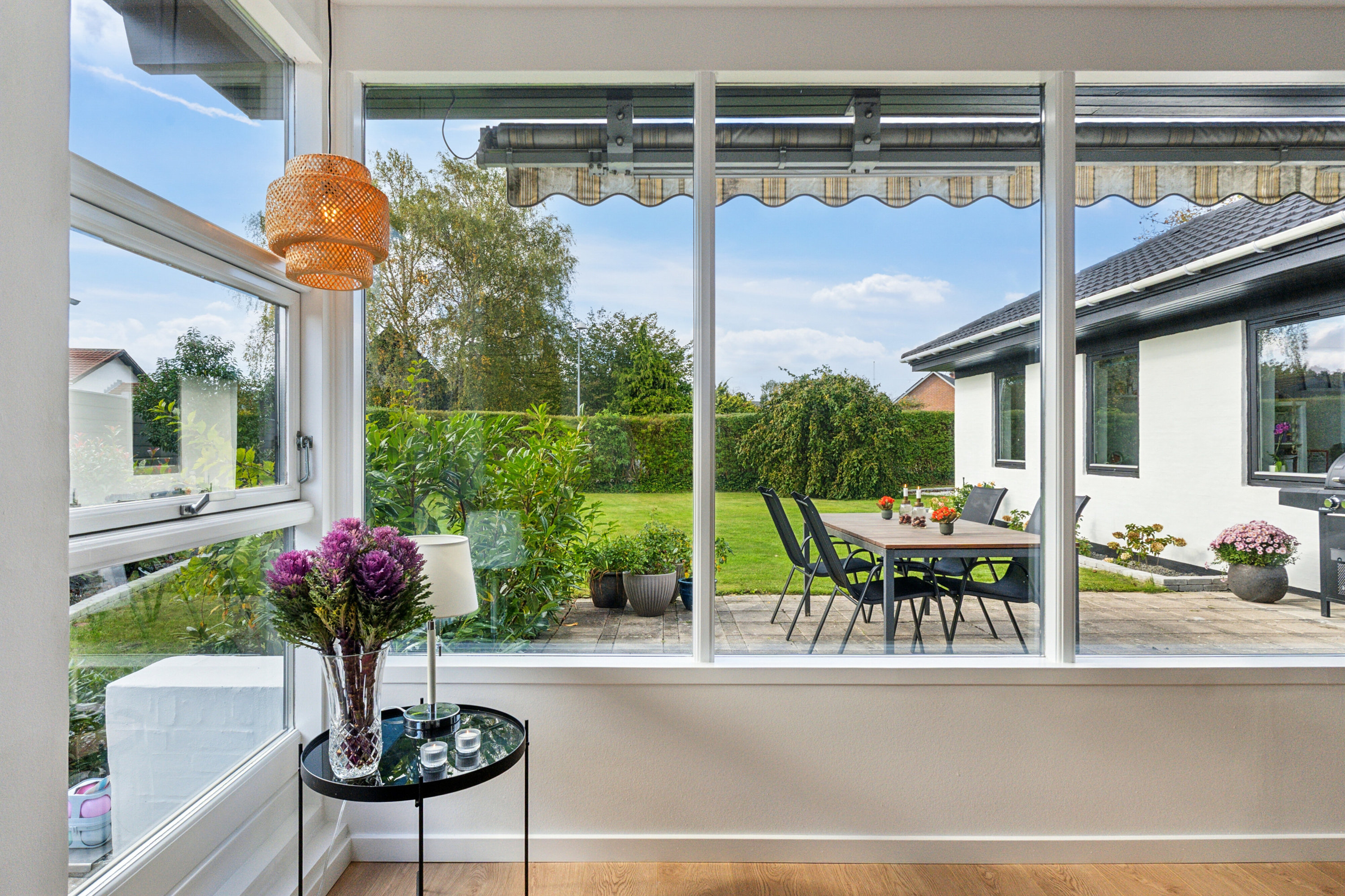 Fremhævet udsigt til haven billede i fuldskærmstilstand. Billede af Theseus Alle 15, 2650 Hvidovre