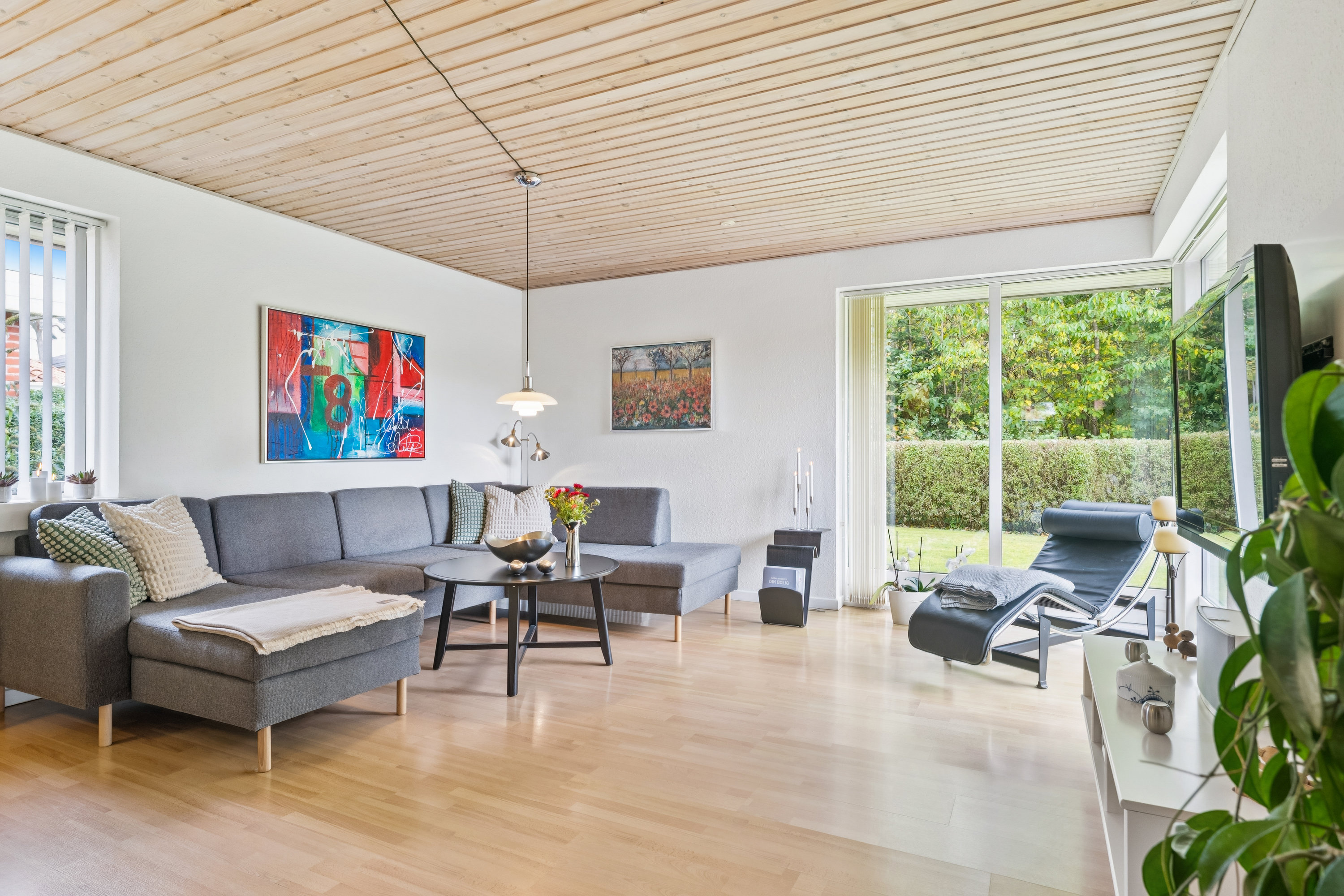 Fremhævet stue billede i fuldskærmstilstand. Billede af Hanherredvej 3, 8940 Randers SV