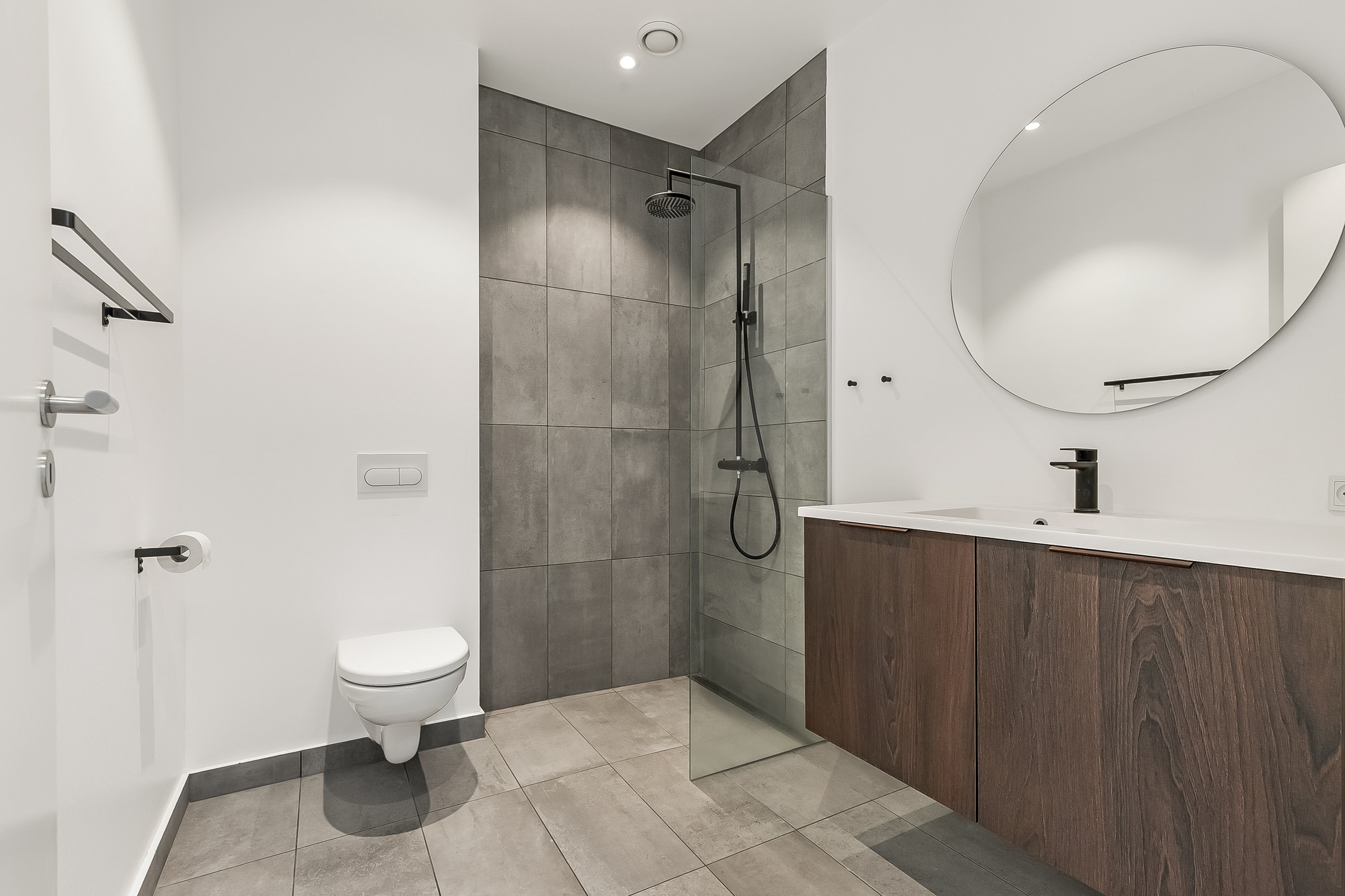 Fremhævet badeværelse billede i fuldskærmstilstand. Billede af Ibæk Strandvej 28C, 7100 Vejle