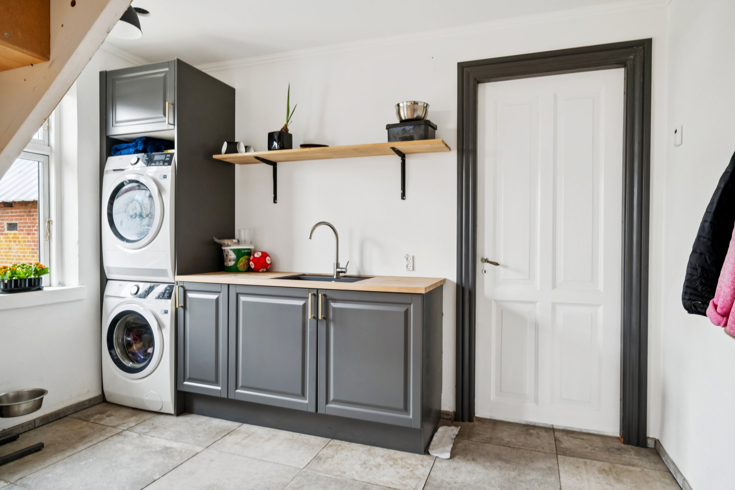 Fremhævet bryggers billede i fuldskærmstilstand. Billede af Solkærvej 5, Tinning, 8382 Hinnerup