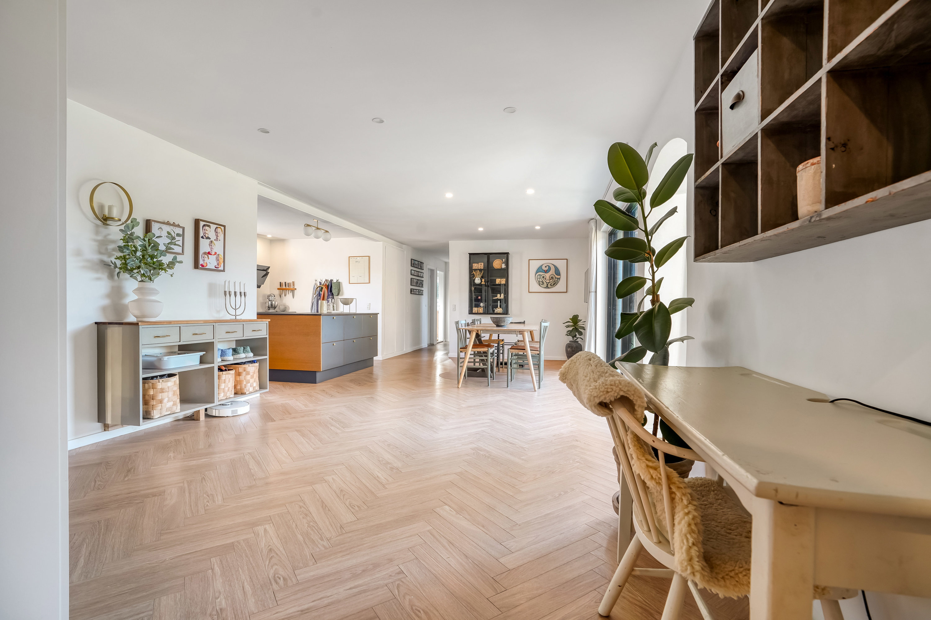 Fremhævet stue billede i fuldskærmstilstand. Billede af Ligustervænget 10, Dalum, 5250 Odense SV