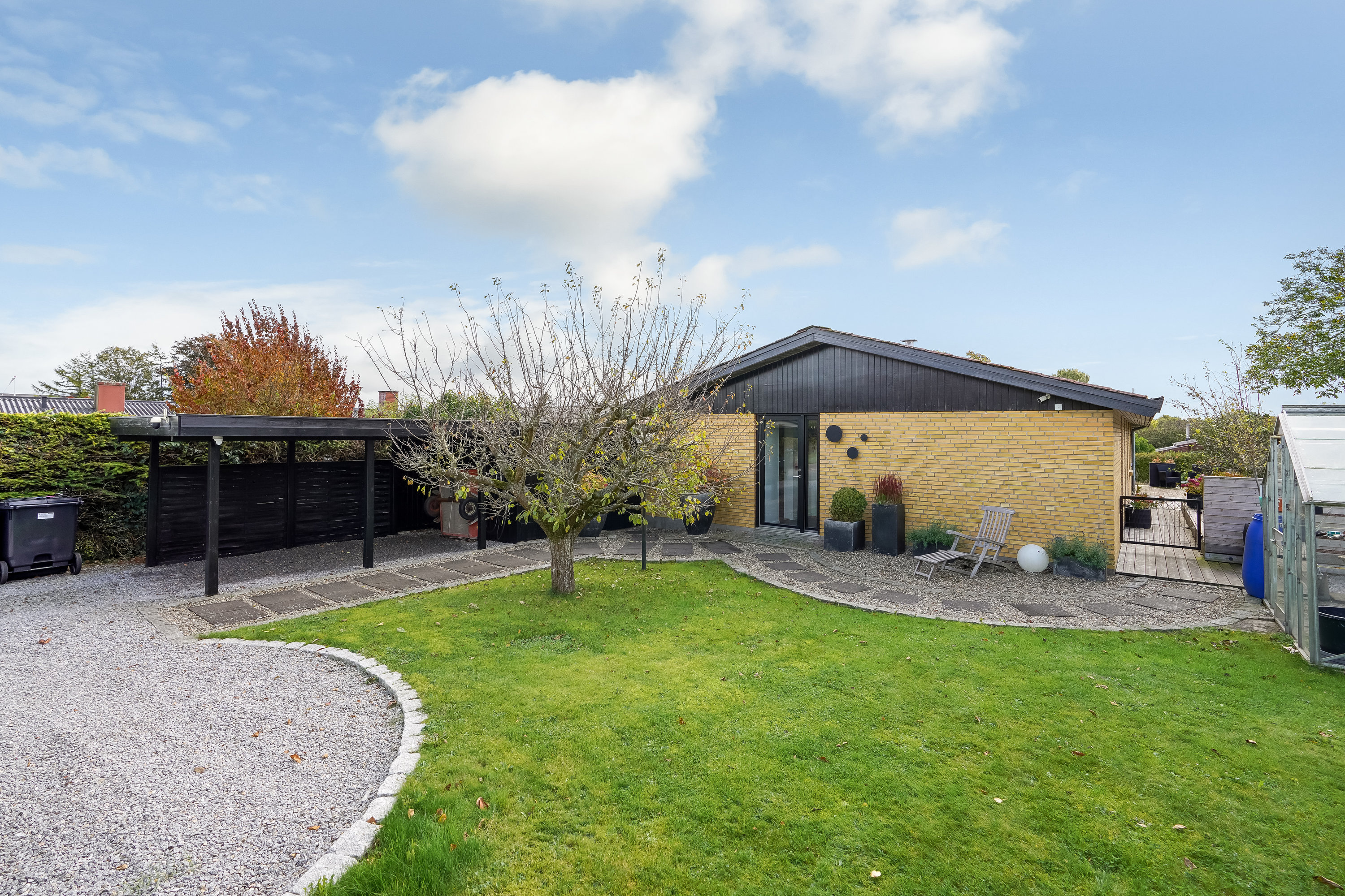 Miniaturebillede 1: have. Billede af Spurvevej 3, 5500 Middelfart