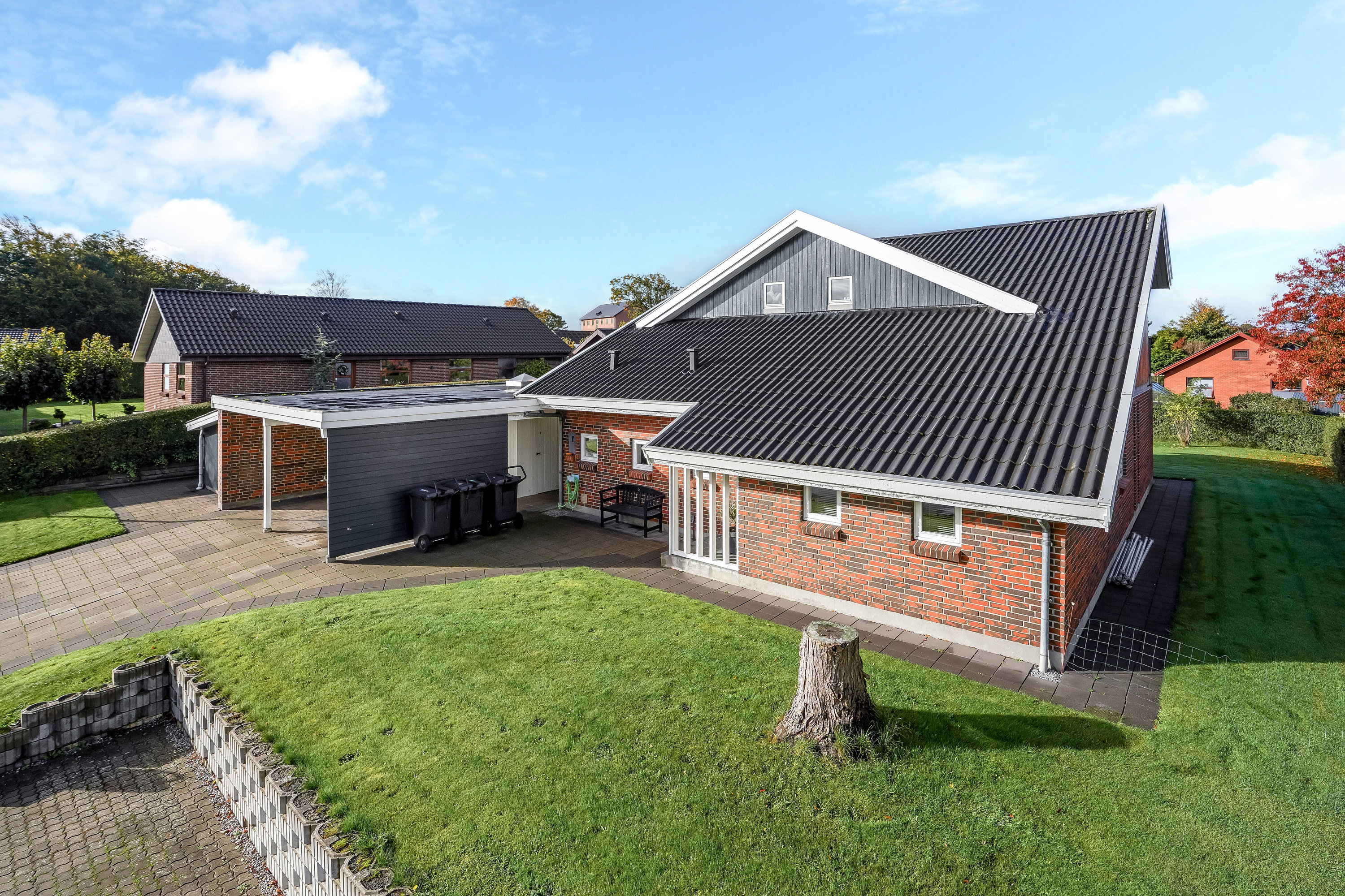 Fremhævet ejendommen billede i fuldskærmstilstand. Billede af Østerled 4, 8740 Brædstrup