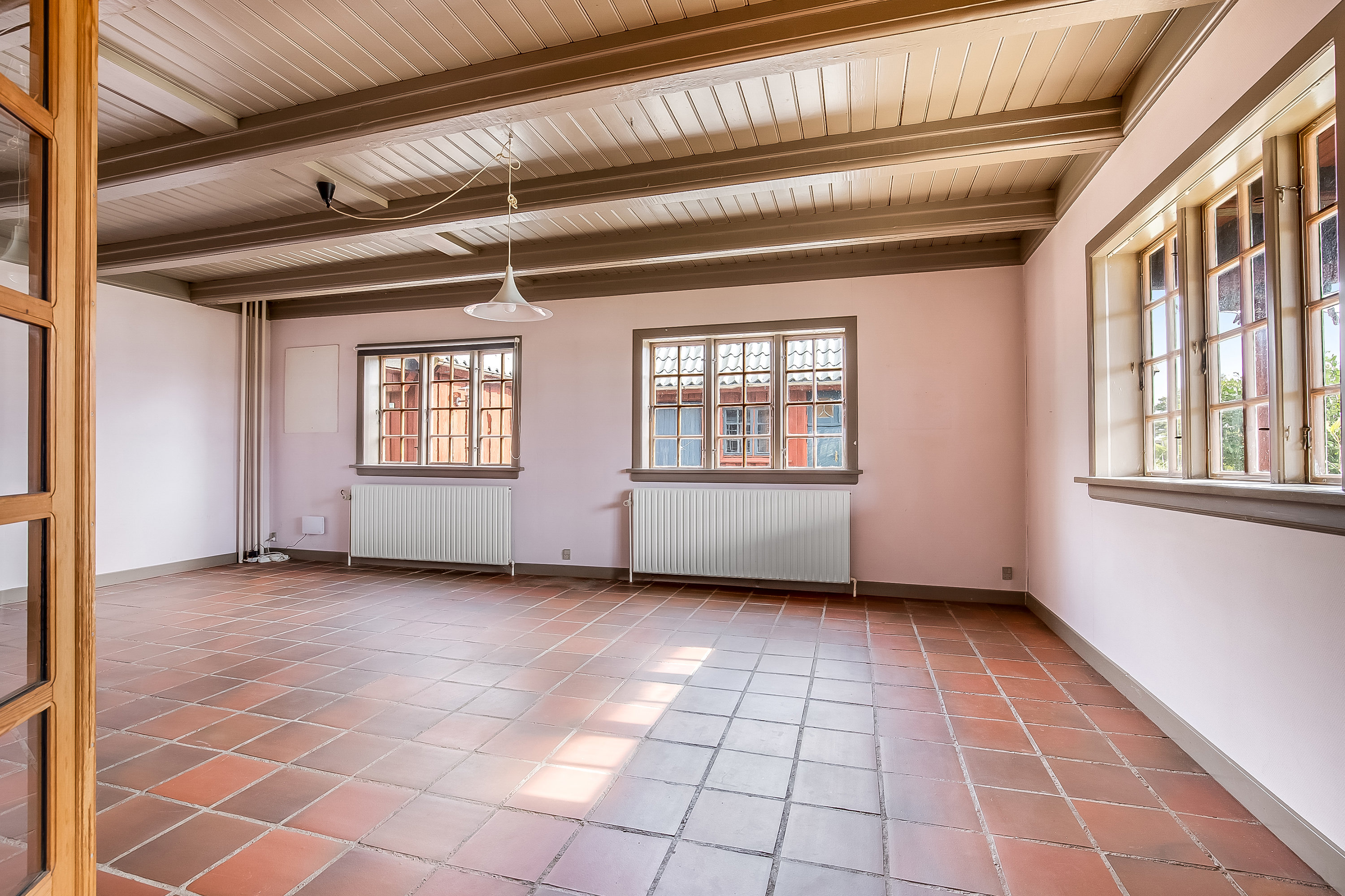 Fremhævet stue billede i fuldskærmstilstand. Billede af Langagervej 6, Bredballe, 7120 Vejle Øst