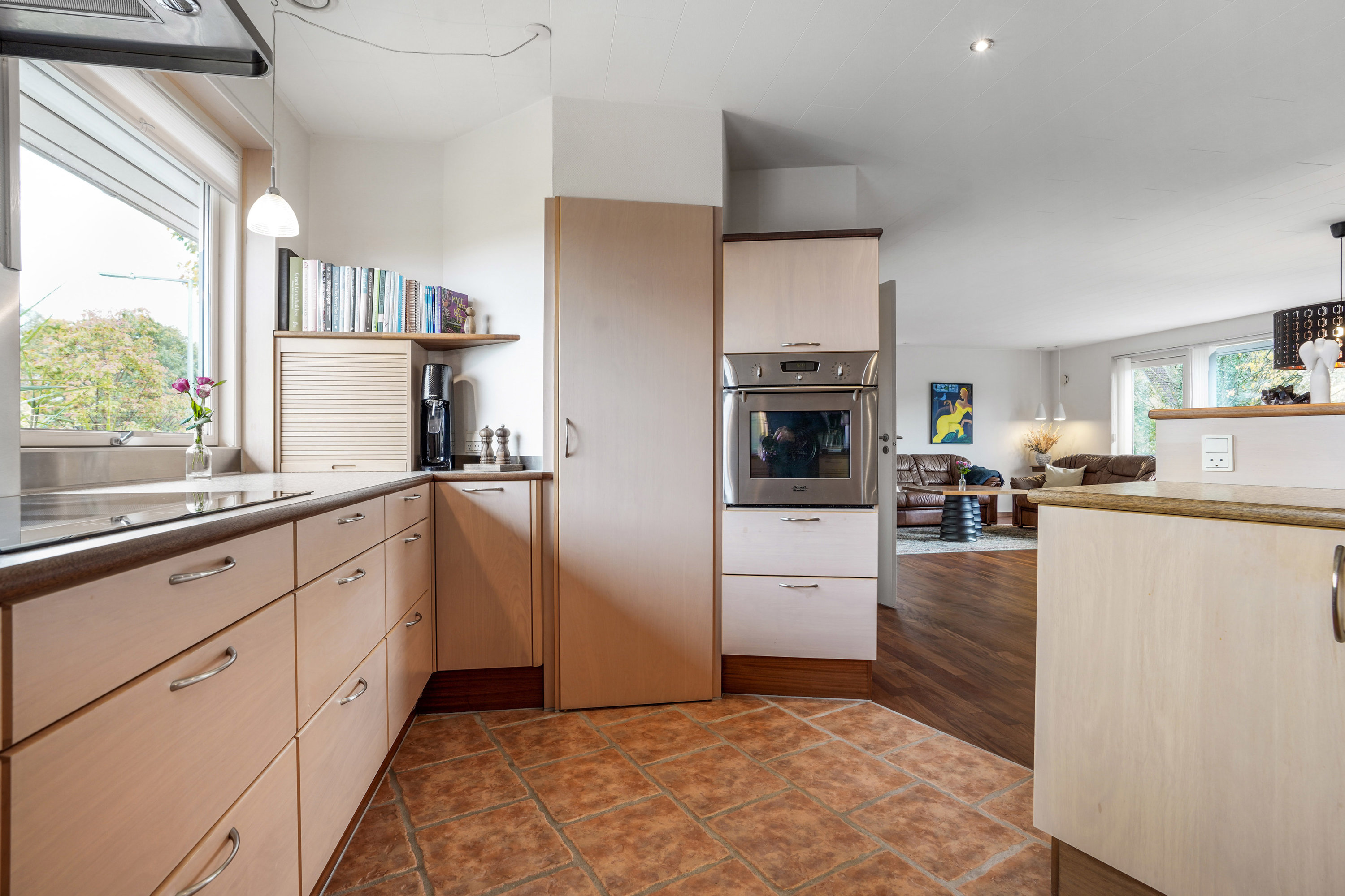 Fremhævet køkken billede i fuldskærmstilstand. Billede af Refshaven 3, 7321 Gadbjerg