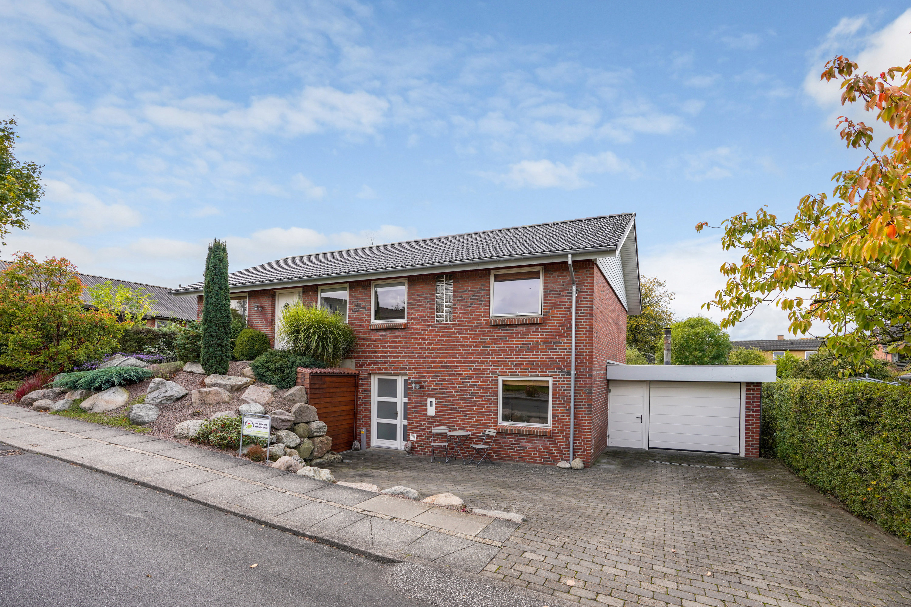 Fremhævet ejendommen billede i fuldskærmstilstand. Billede af Refshaven 3, 7321 Gadbjerg