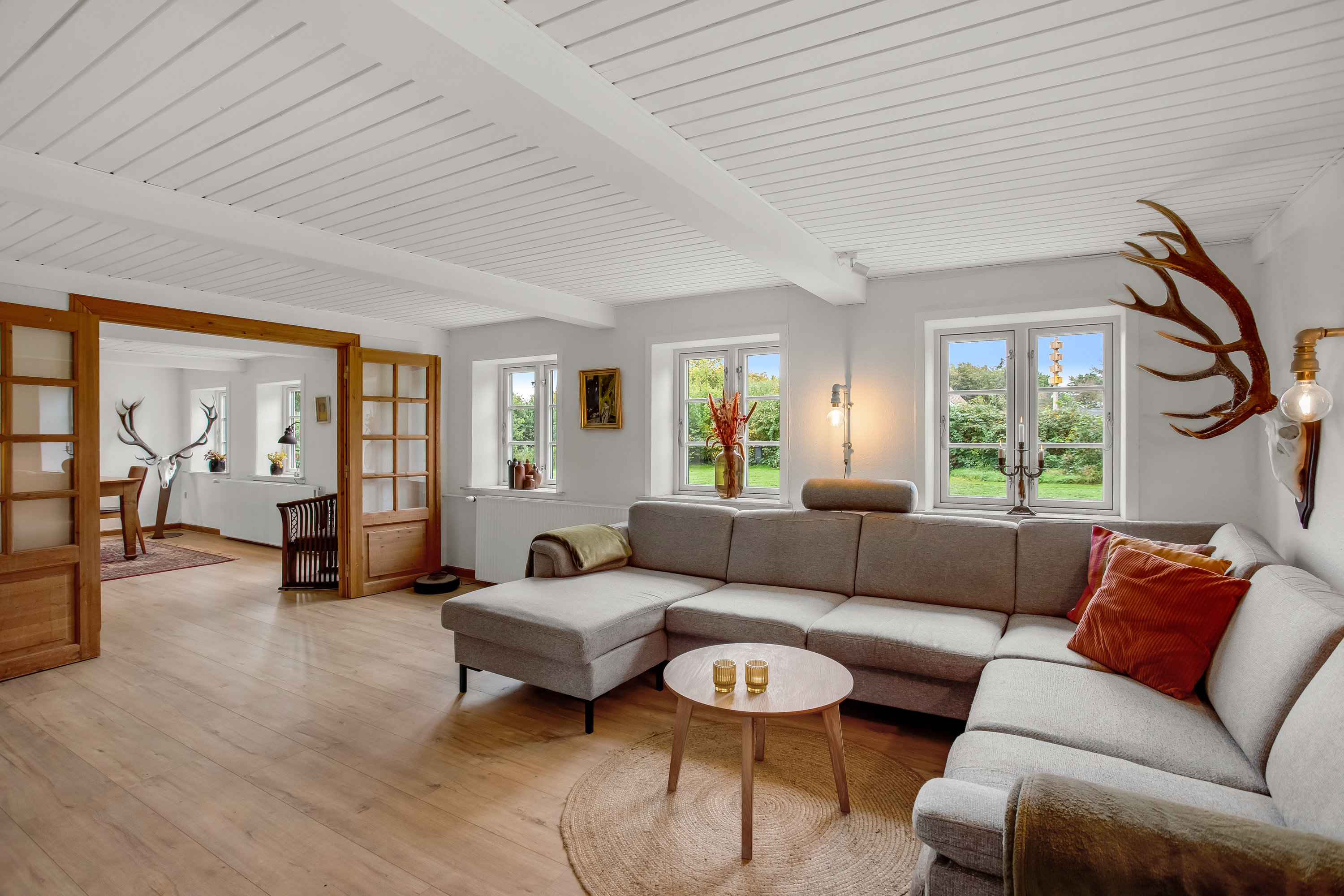 Fremhævet stue billede i fuldskærmstilstand. Billede af Horsbølvej 26, Rejsby, 6780 Skærbæk