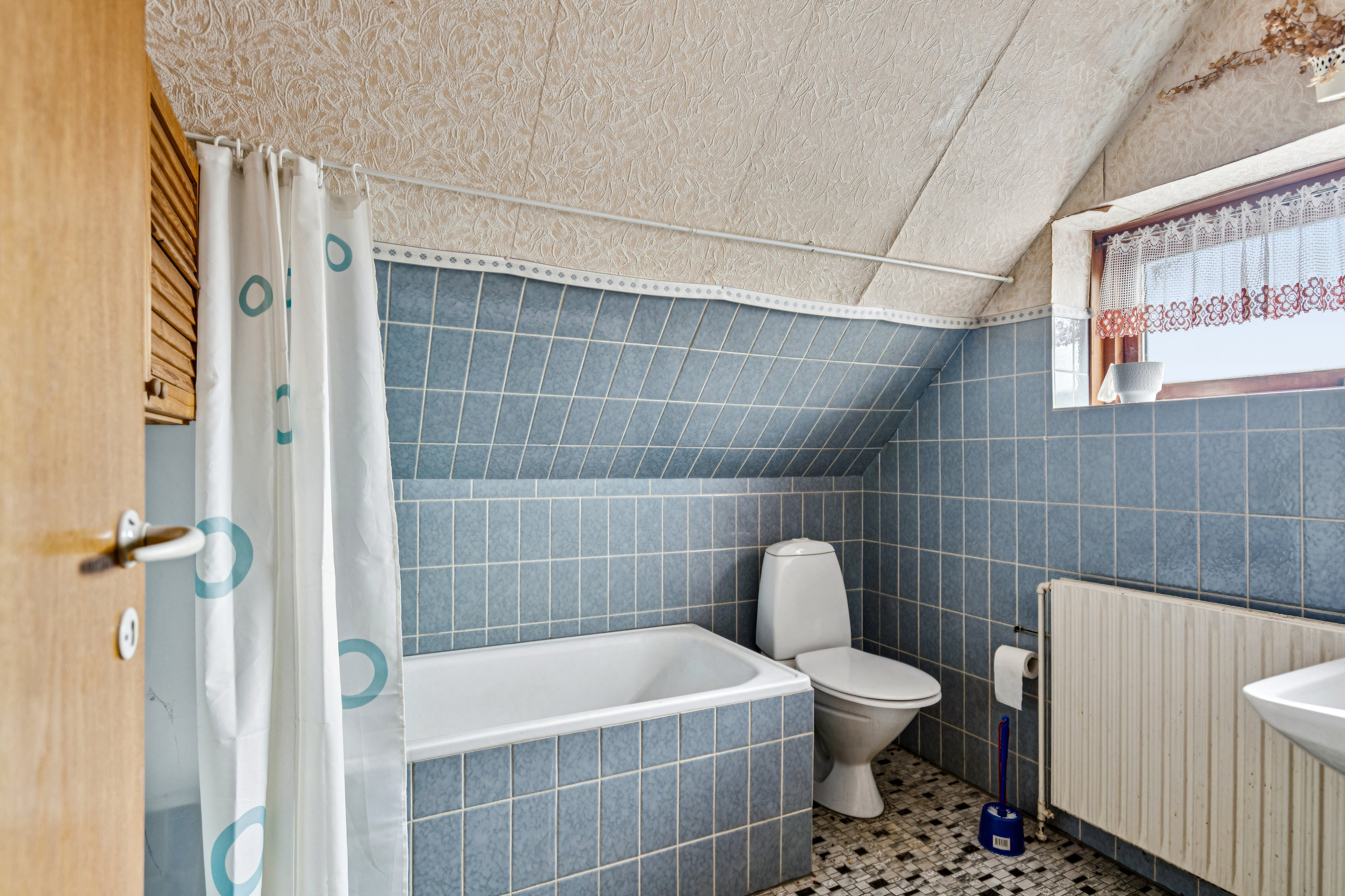 Fremhævet badeværelse billede i fuldskærmstilstand. Billede af Finlandsgade 10, 9850 Hirtshals