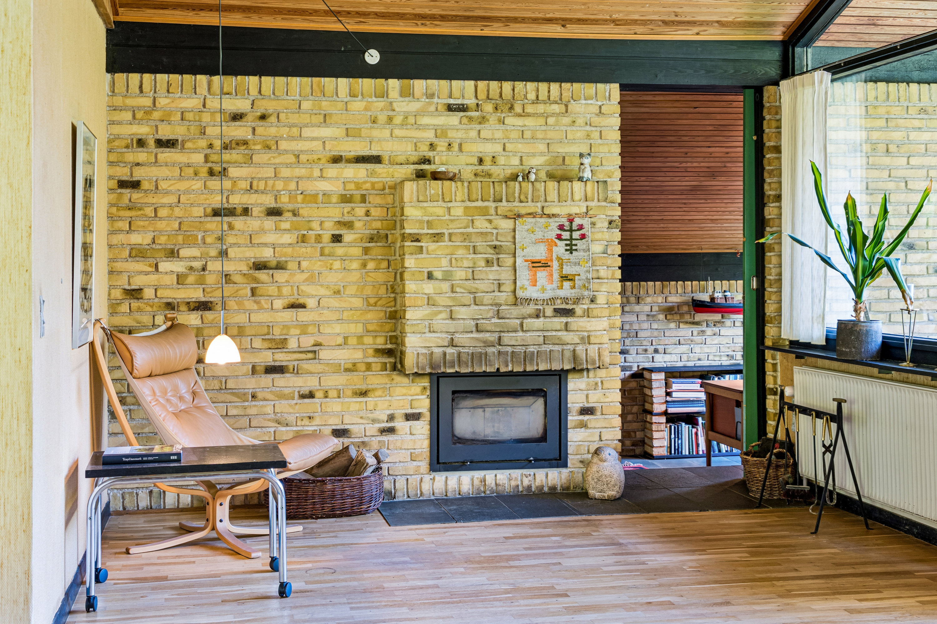 Fremhævet stue billede i fuldskærmstilstand. Billede af Østerhegn 47, 2880 Bagsværd