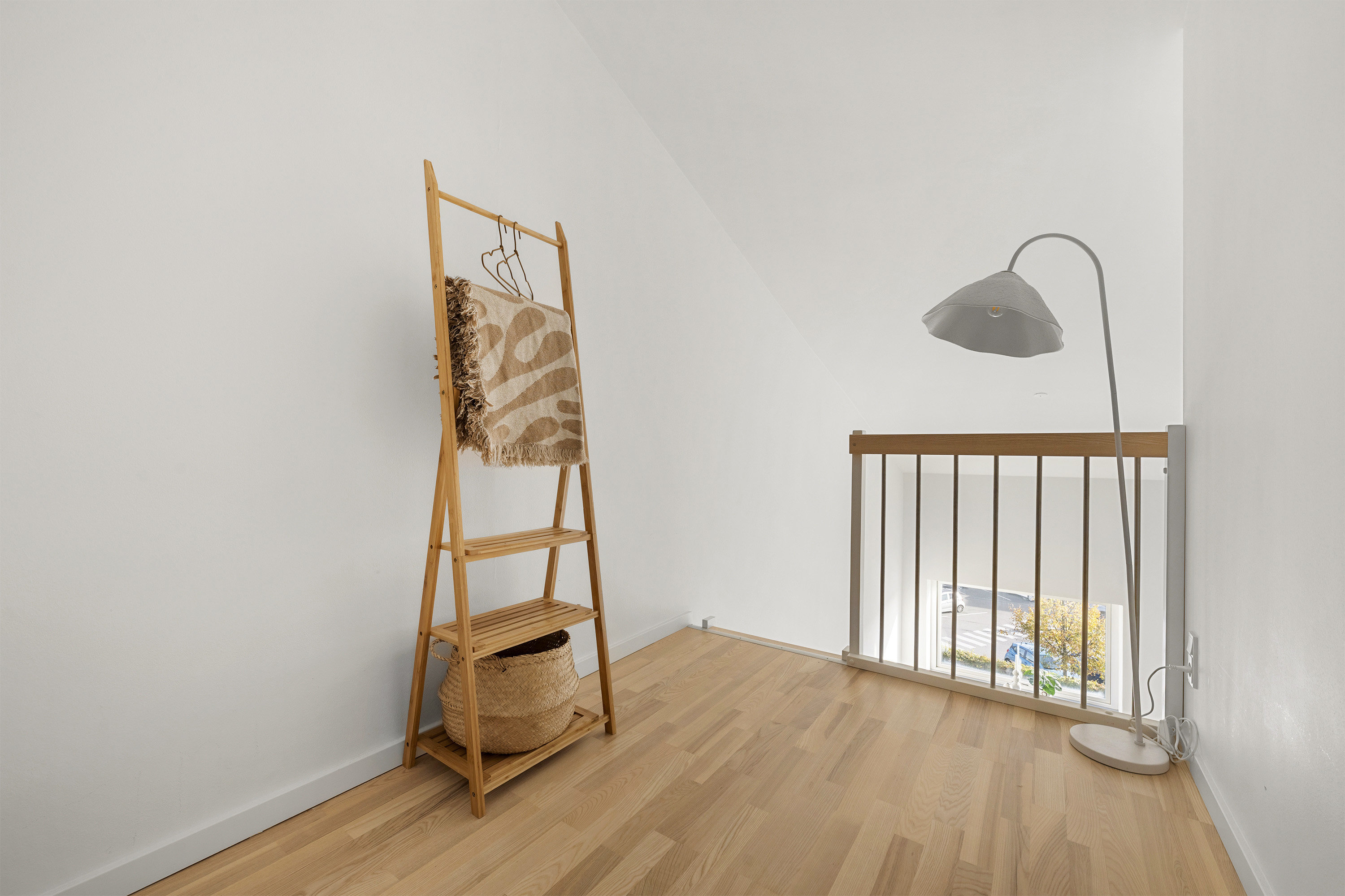 Fremhævet værelse billede i fuldskærmstilstand. Billede af Ahornvej 1F, 1. 11., 2970 Hørsholm