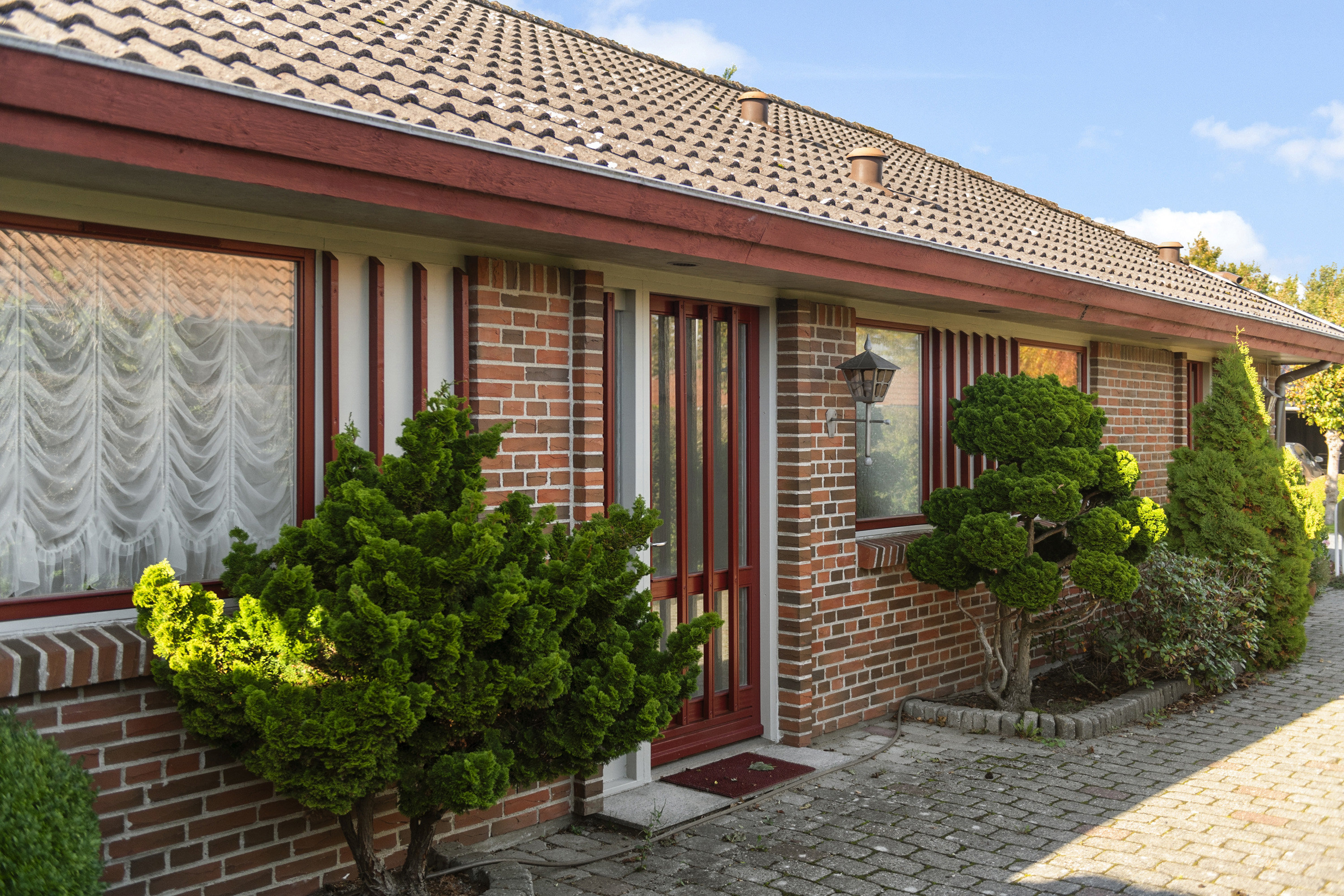 Miniaturebillede 1: ejendommen. Billede af Marken 33, Tarp, 6715 Esbjerg N