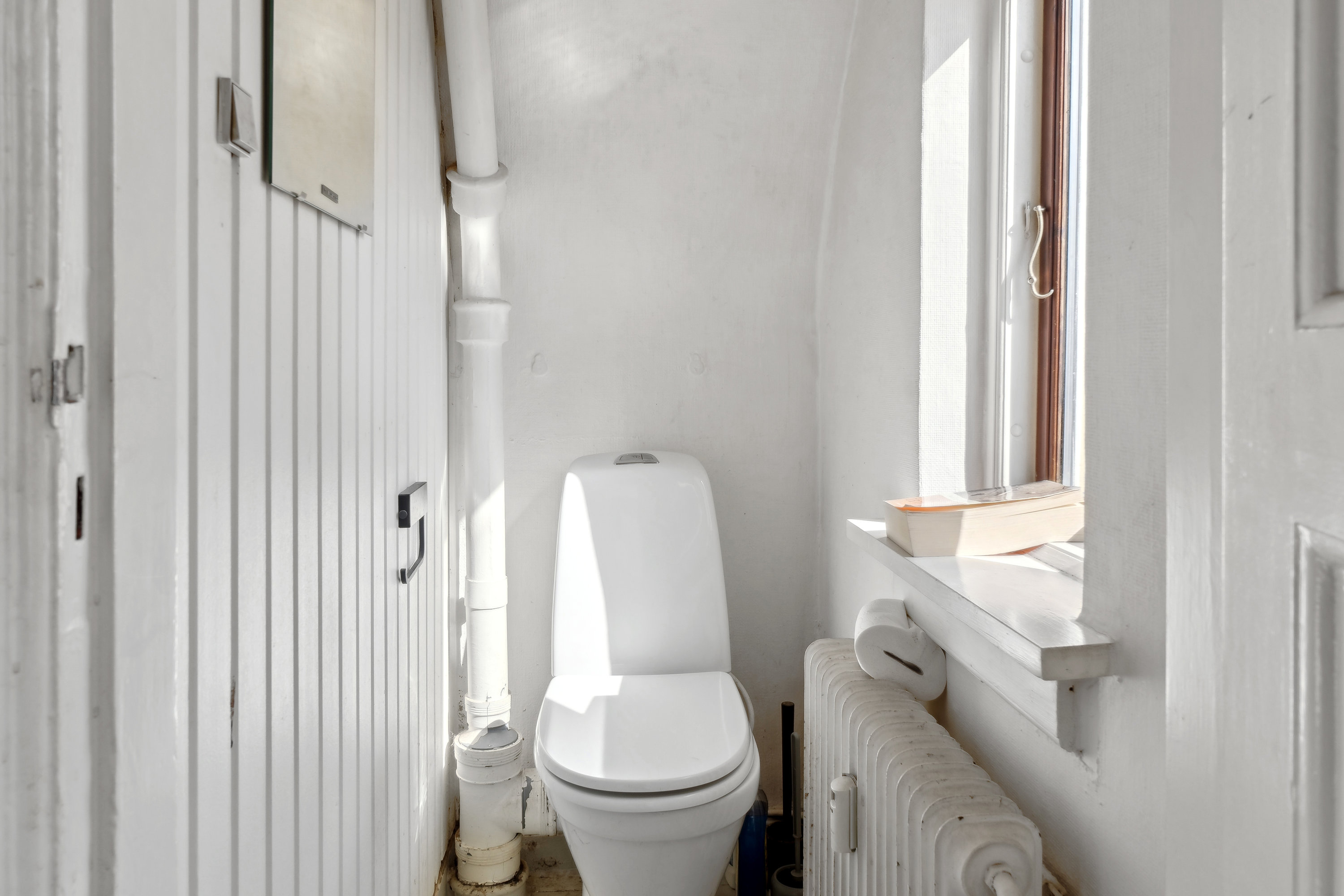 Fremhævet toilet billede i fuldskærmstilstand. Billede af Stenløsevej 76, Hjallese, 5260 Odense S