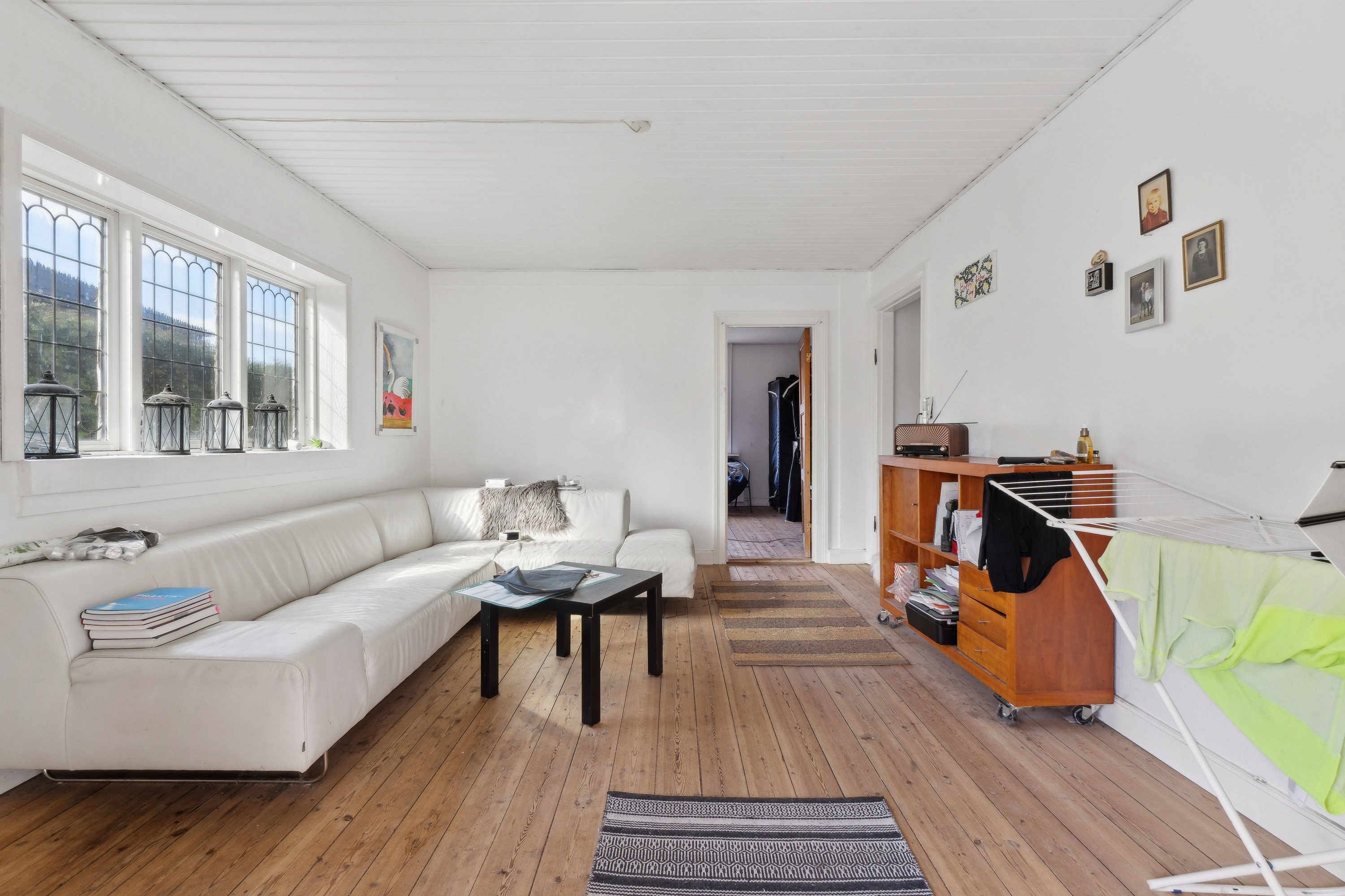 Fremhævet stue billede i fuldskærmstilstand. Billede af Stenløsevej 76, Hjallese, 5260 Odense S