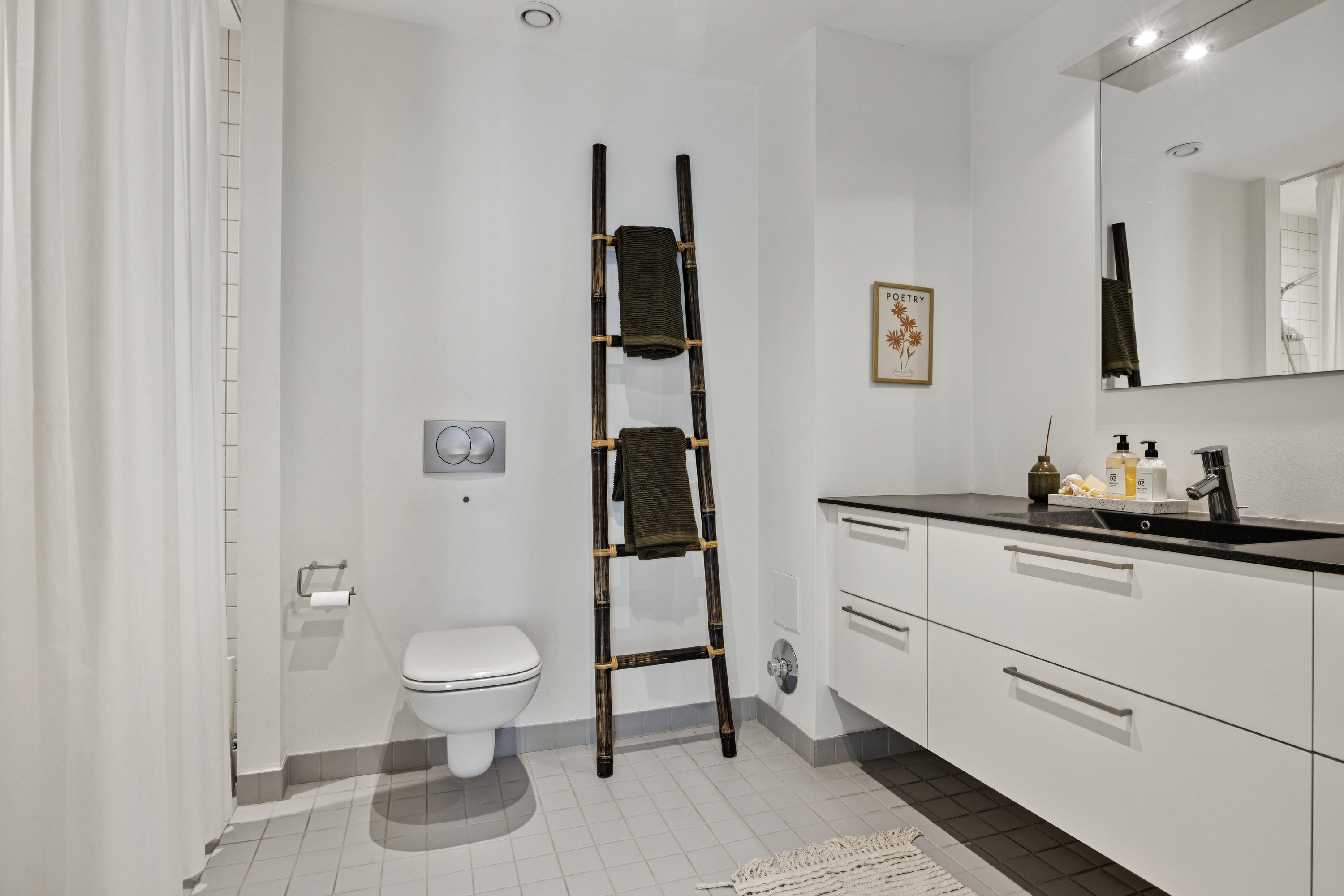 Fremhævet  billede i fuldskærmstilstand. Billede af Carl Klitgaards Vej 25, 1. tv., 9400 Nørresundby