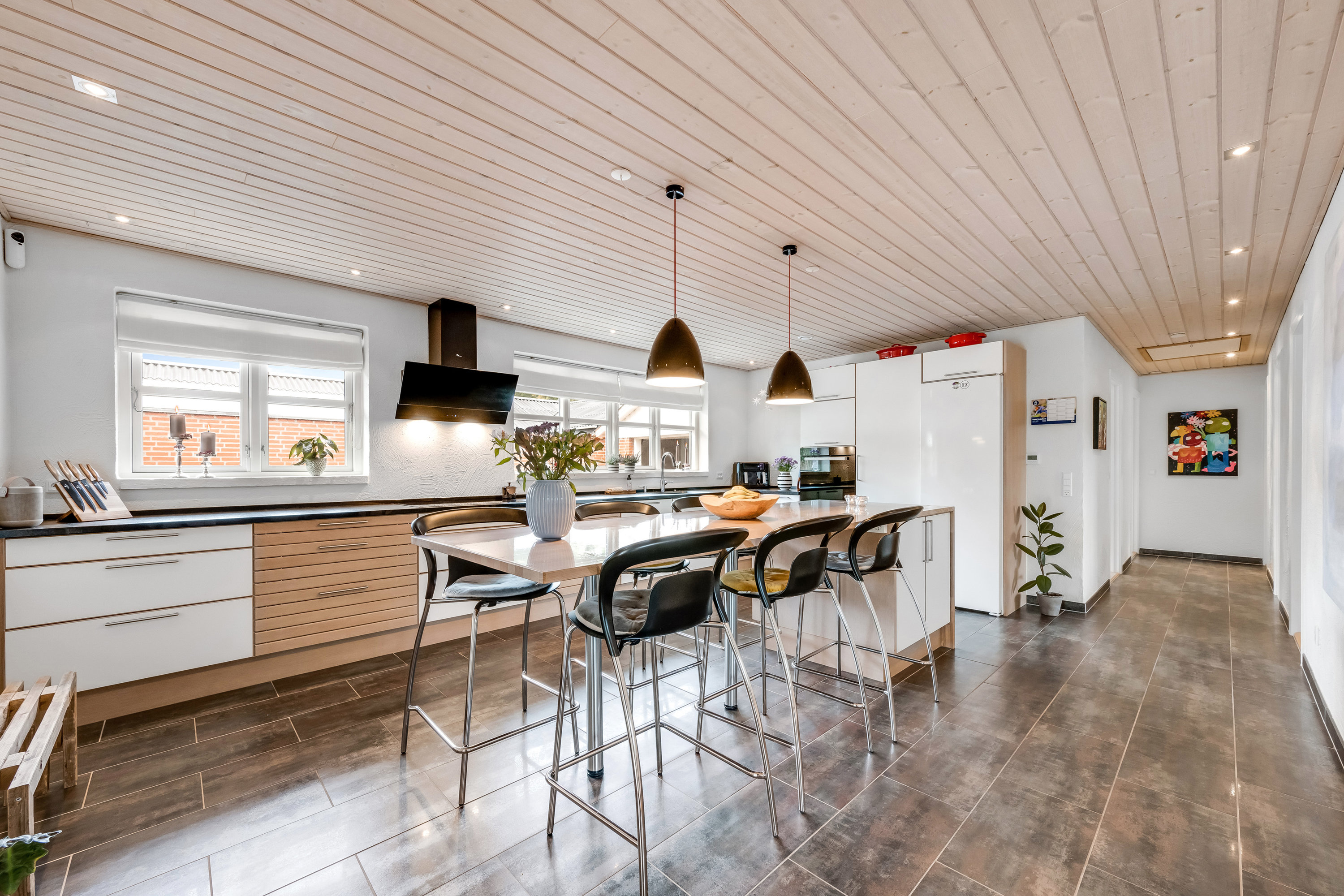 Fremhævet stue billede i fuldskærmstilstand. Billede af Østerdige 21, 6950 Ringkøbing