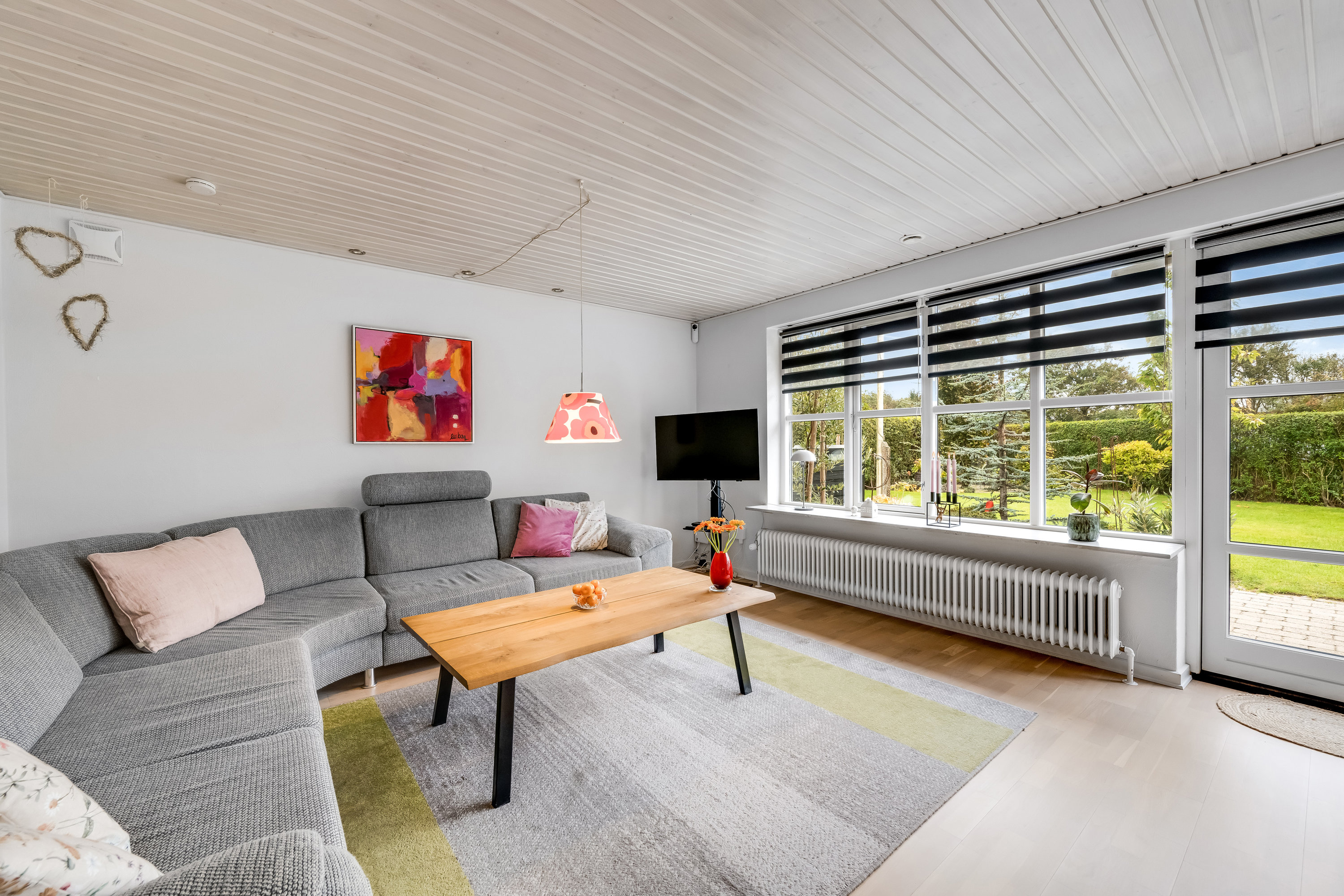 Fremhævet stue billede i fuldskærmstilstand. Billede af Østerdige 21, 6950 Ringkøbing