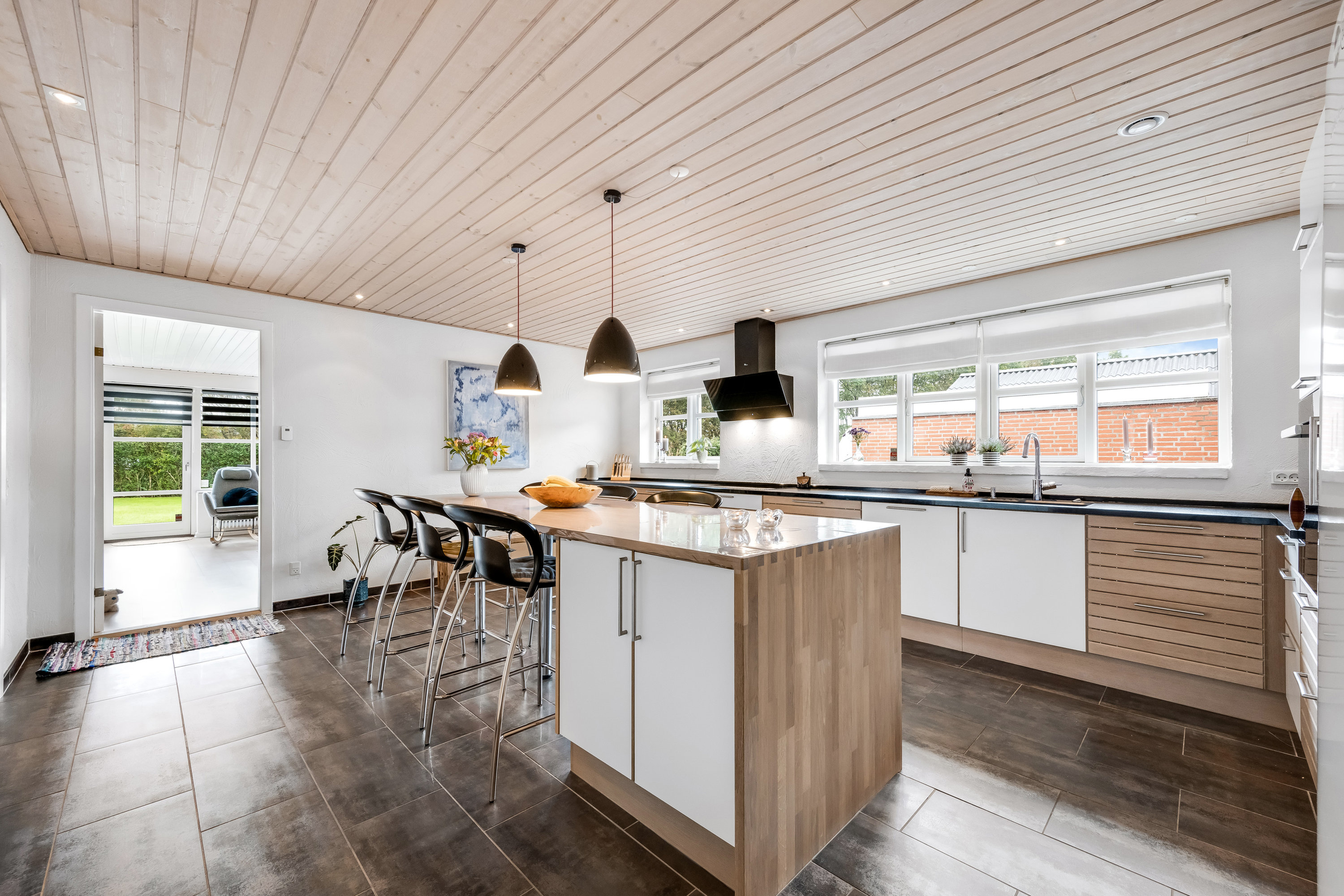 Fremhævet køkken billede i fuldskærmstilstand. Billede af Østerdige 21, 6950 Ringkøbing