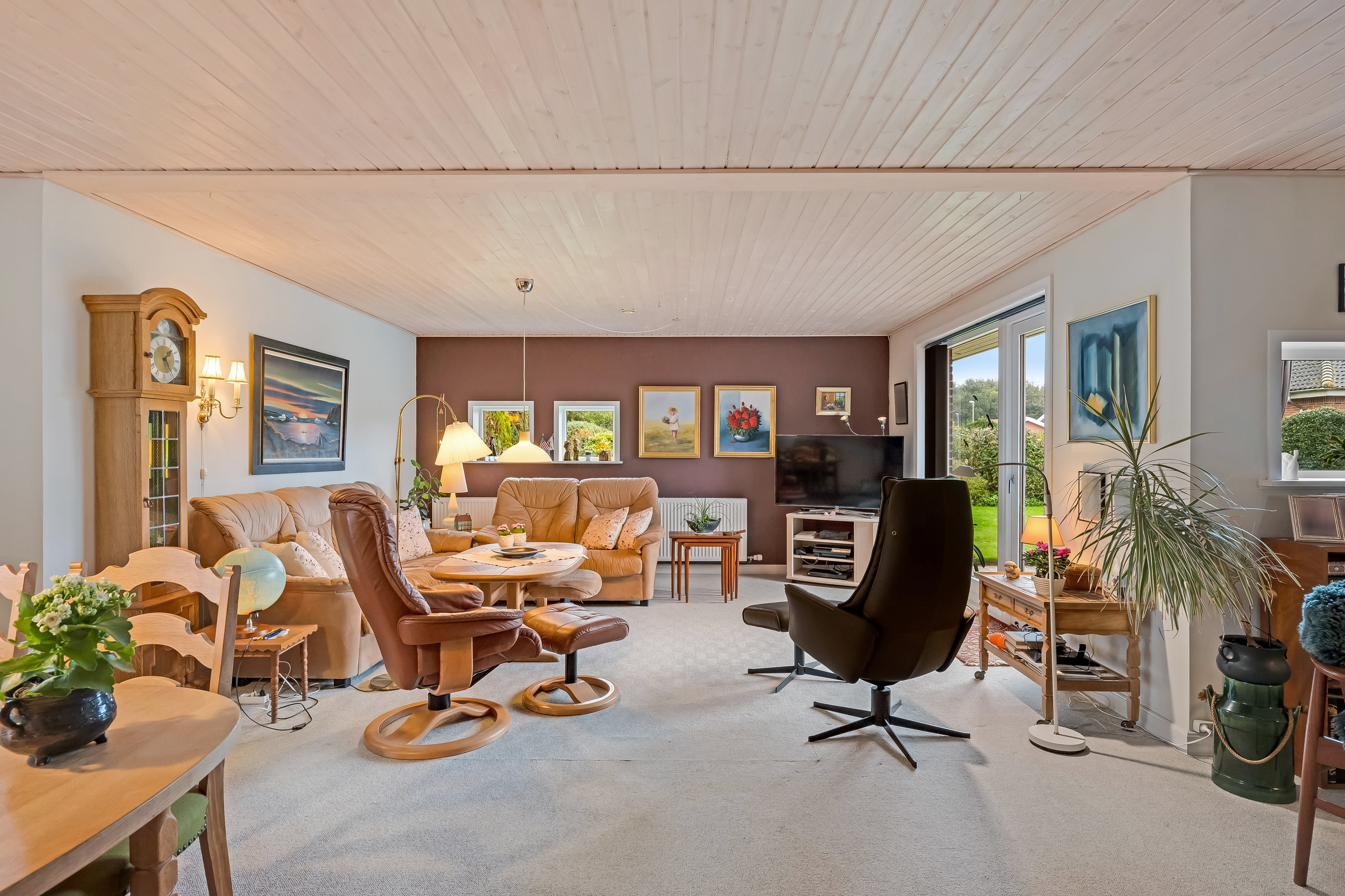 Fremhævet stue billede i fuldskærmstilstand. Billede af Kildetoften 26, 6780 Skærbæk