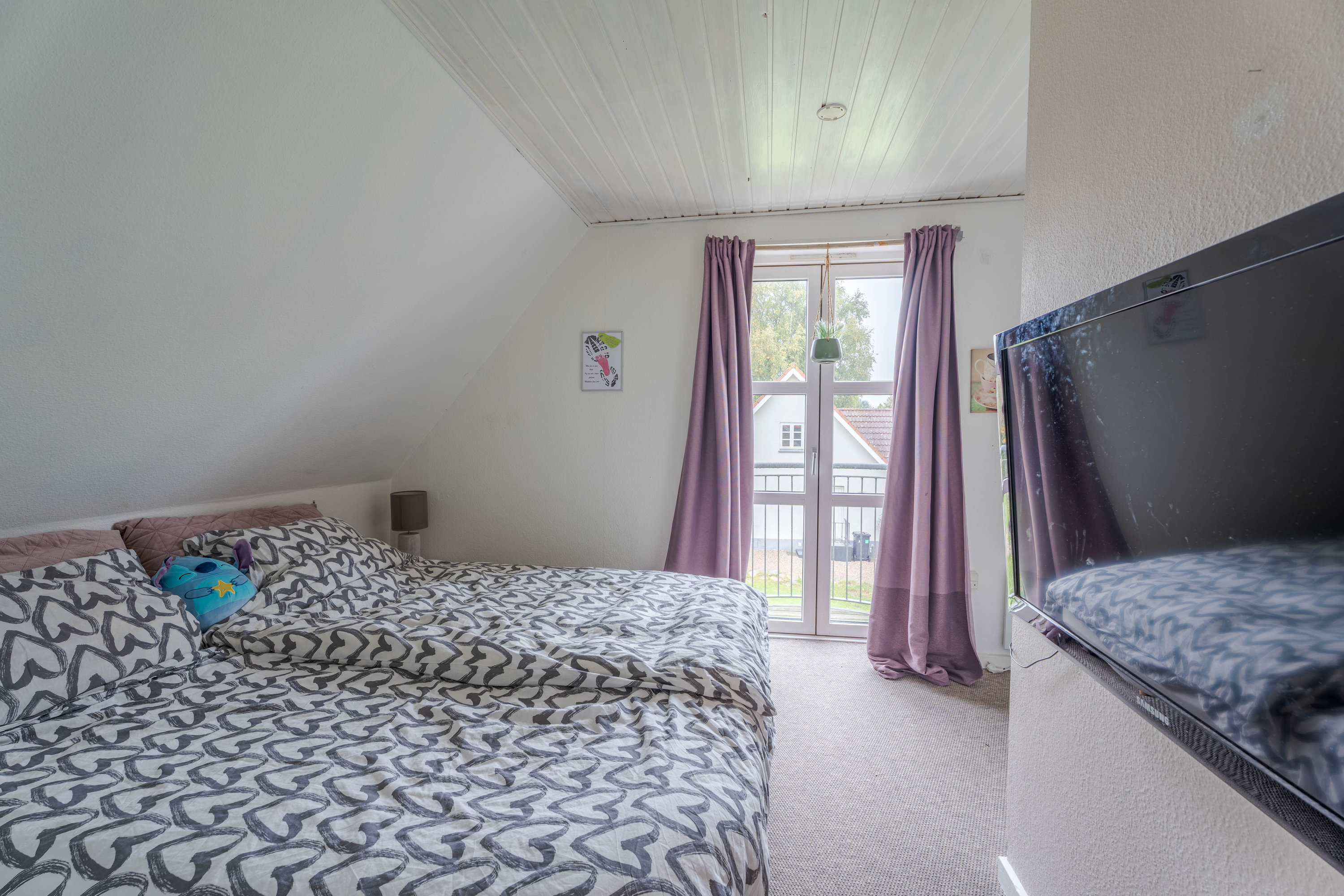 Fremhævet  billede i fuldskærmstilstand. Billede af Rønnevej 9, Glamsdalen, 5620 Glamsbjerg