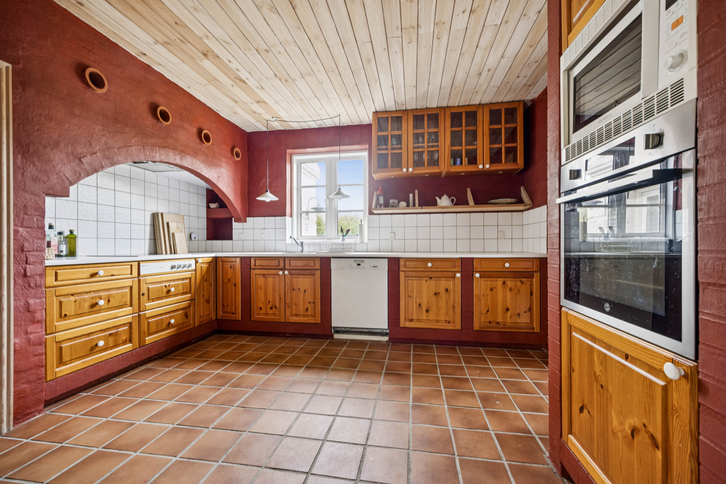 Fremhævet køkken billede i fuldskærmstilstand. Billede af Fredensdal 55, 9460 Brovst