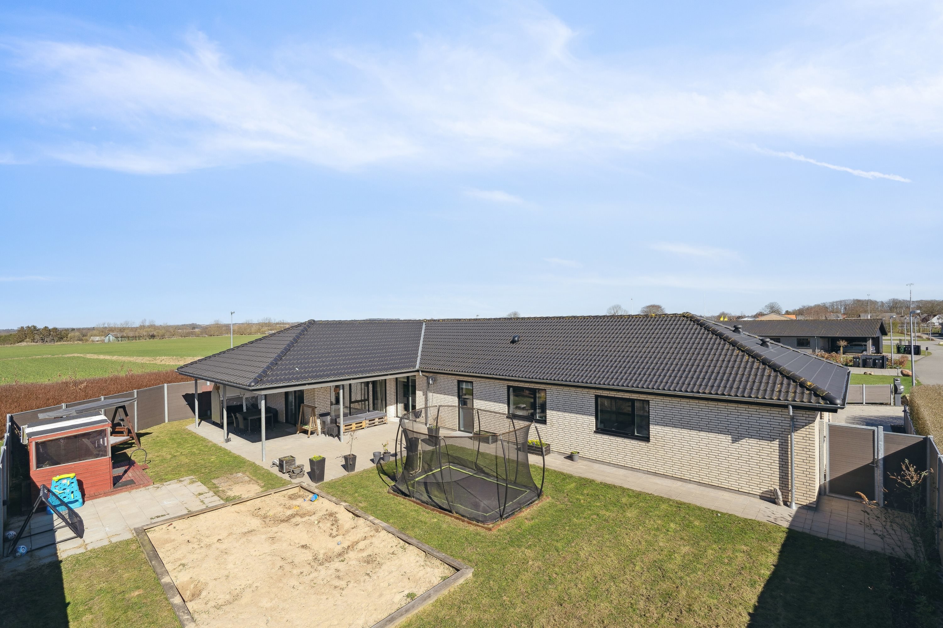 Fremhævet  billede i fuldskærmstilstand. Billede af Købmandsgade 8, Borbjerg, 7500 Holstebro