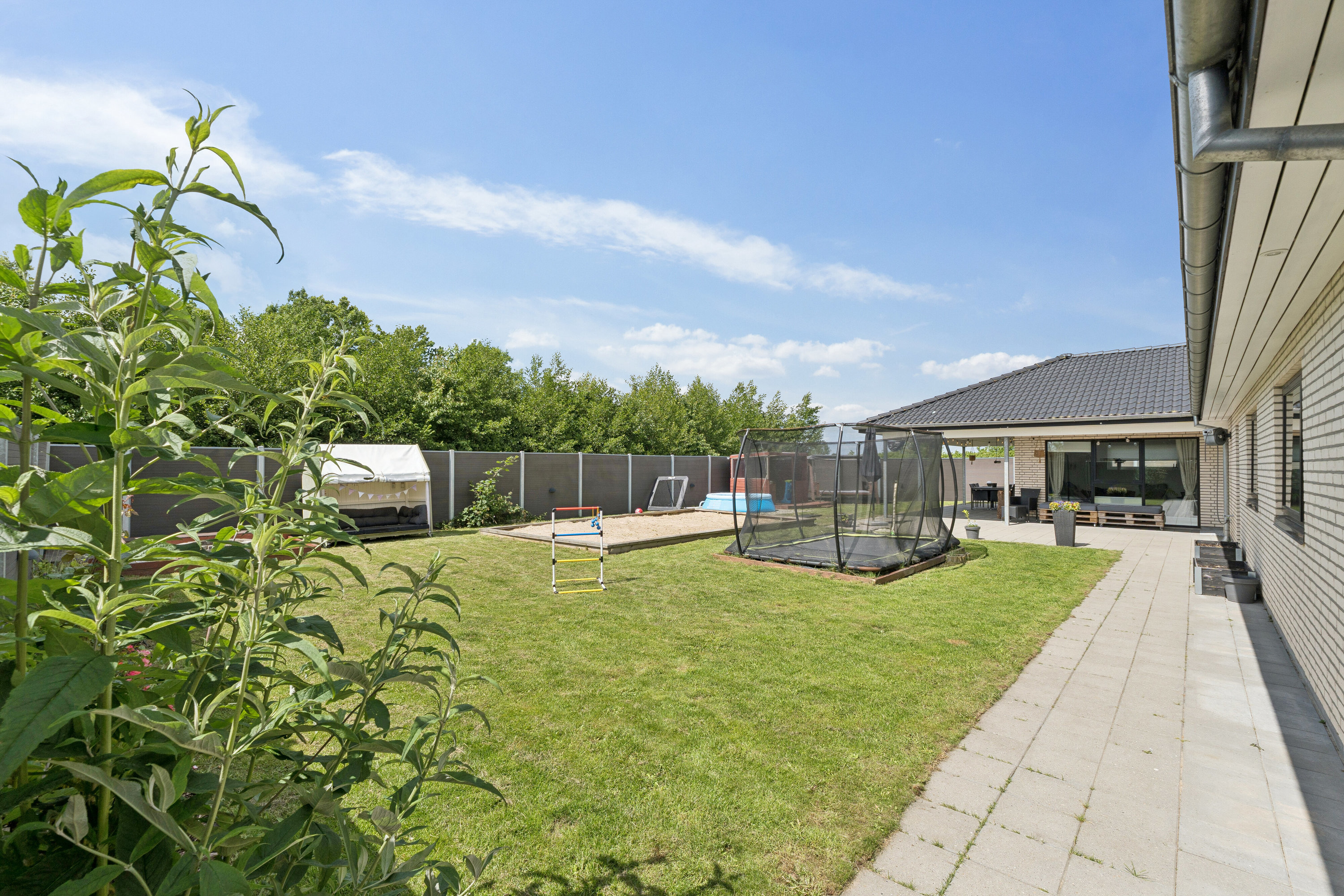 Fremhævet  billede i fuldskærmstilstand. Billede af Købmandsgade 8, Borbjerg, 7500 Holstebro