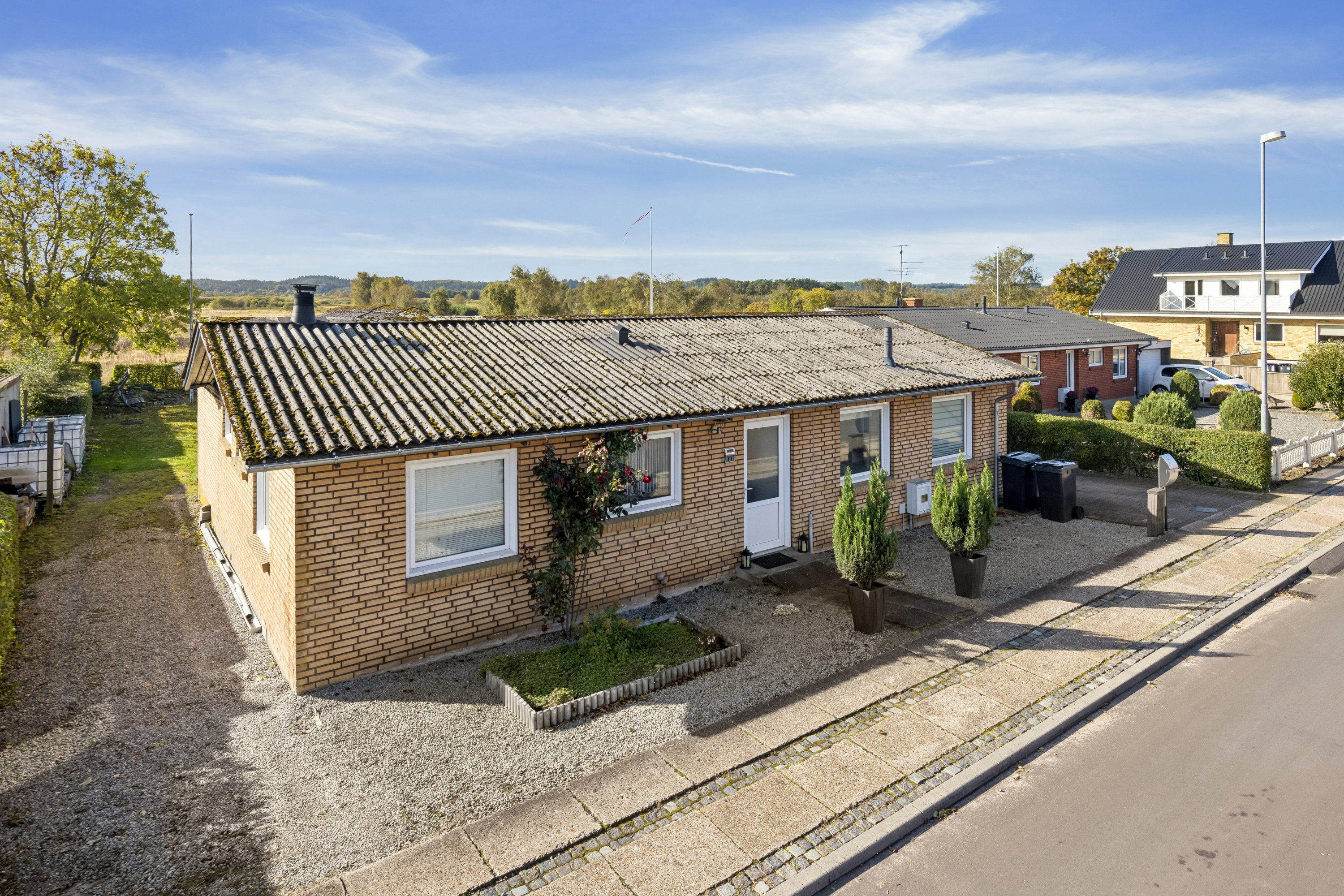 Fremhævet ejendom billede i fuldskærmstilstand. Billede af Kærvej 11, Sønder Onsild Stationsby, 9500 Hobro