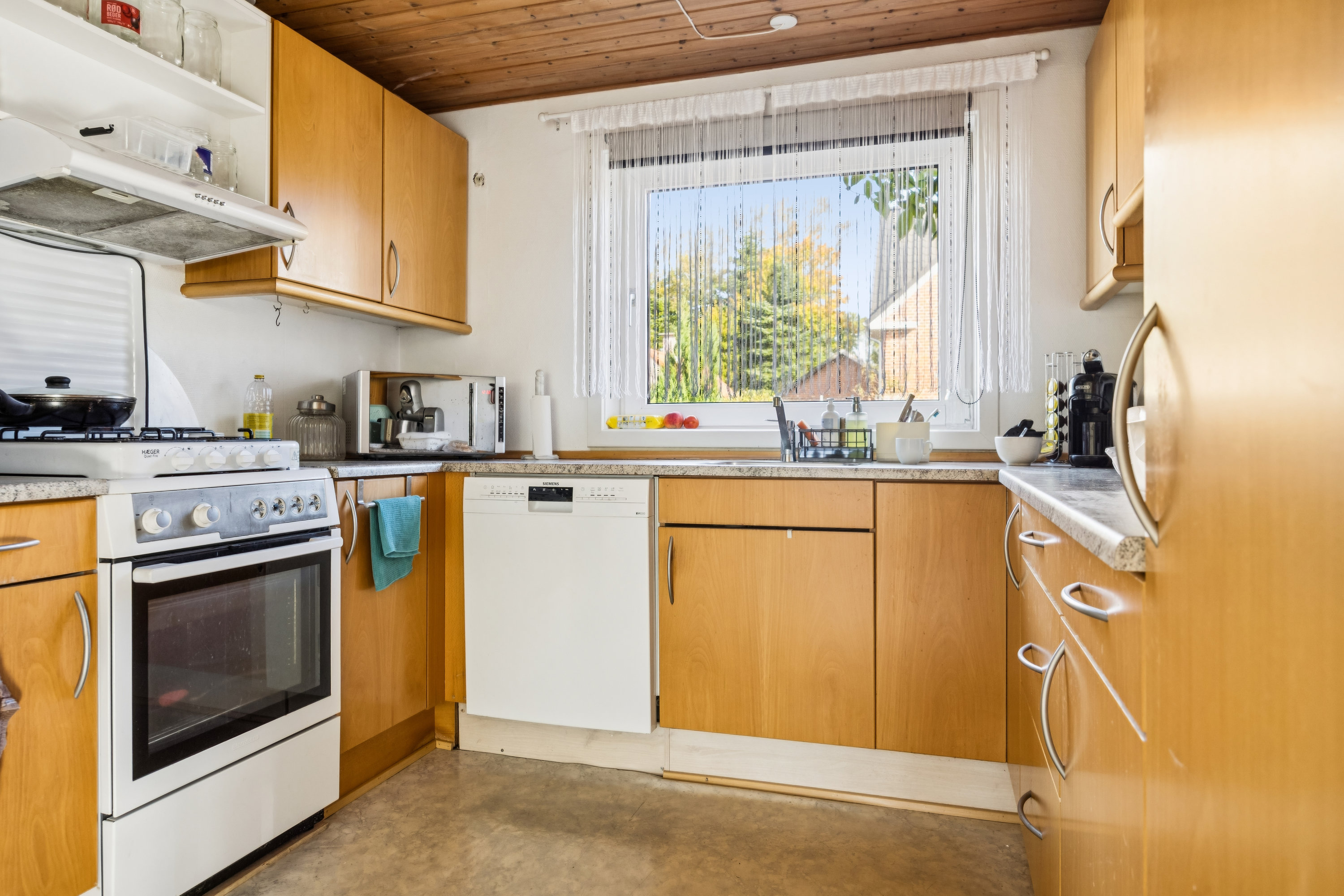 Fremhævet køkken billede i fuldskærmstilstand. Billede af Kærvej 11, Sønder Onsild Stationsby, 9500 Hobro