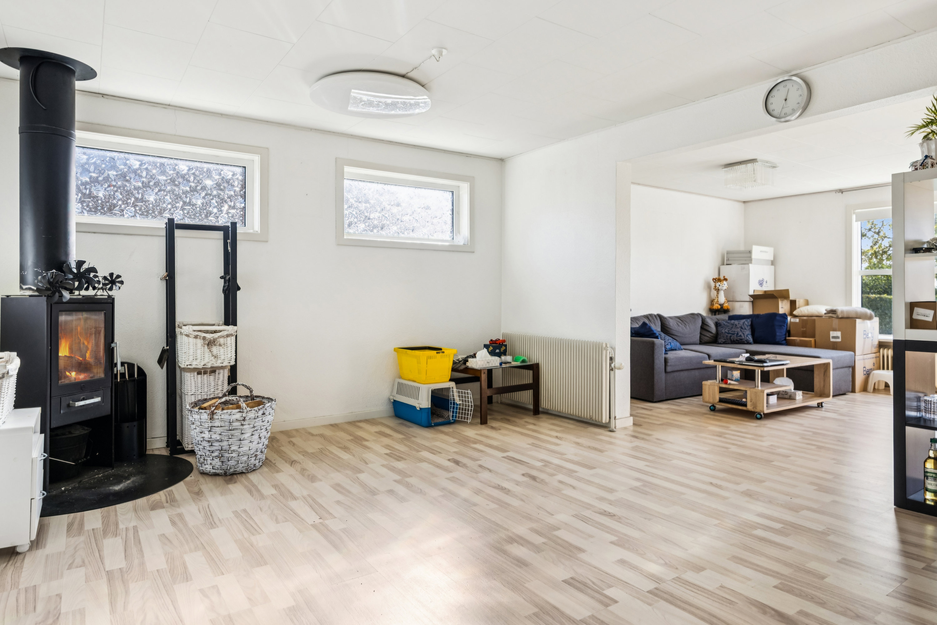 Fremhævet stue billede i fuldskærmstilstand. Billede af Kærvej 11, Sønder Onsild Stationsby, 9500 Hobro