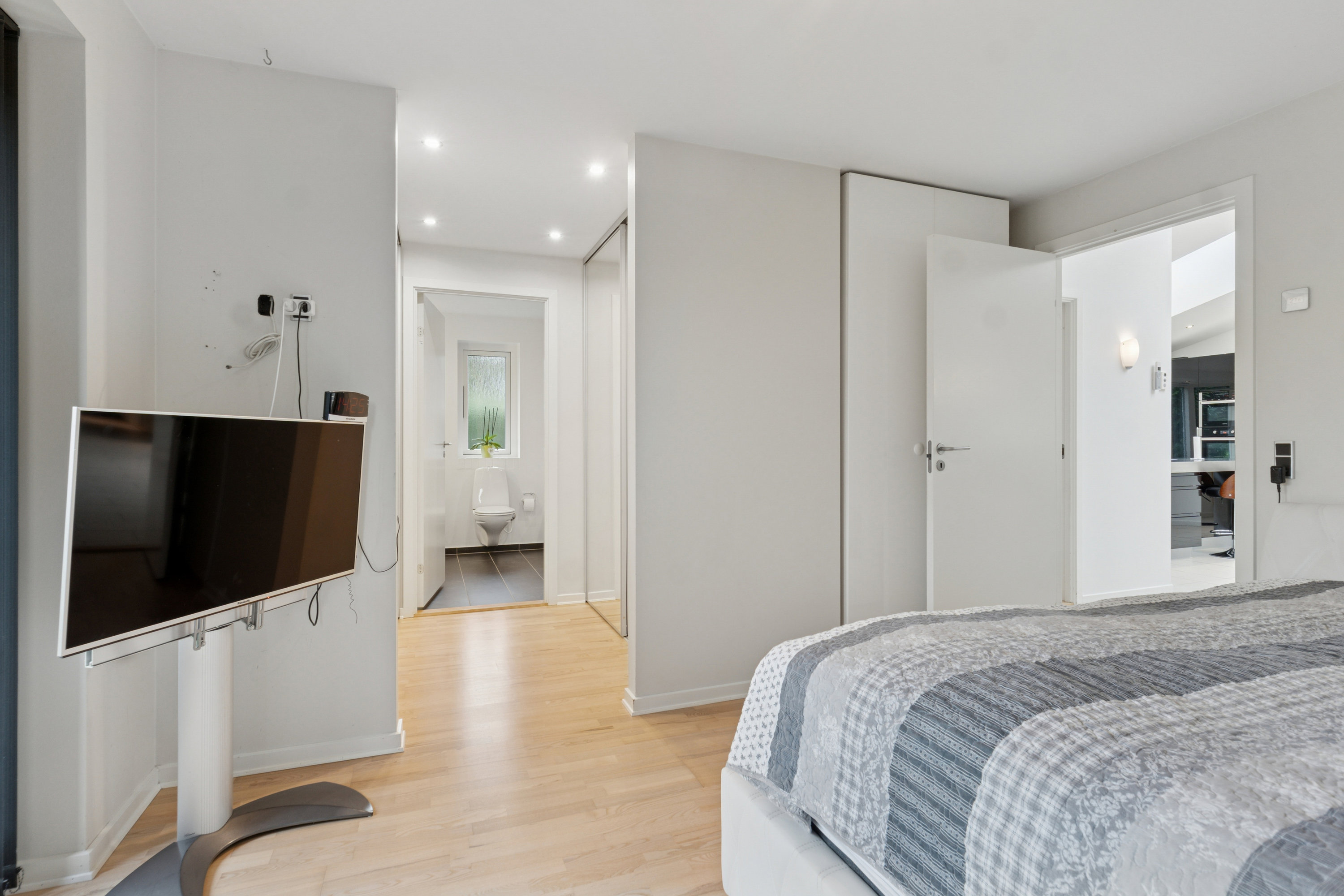 Fremhævet  billede i fuldskærmstilstand. Billede af Strandengen 3, Peløkke, 5900 Rudkøbing