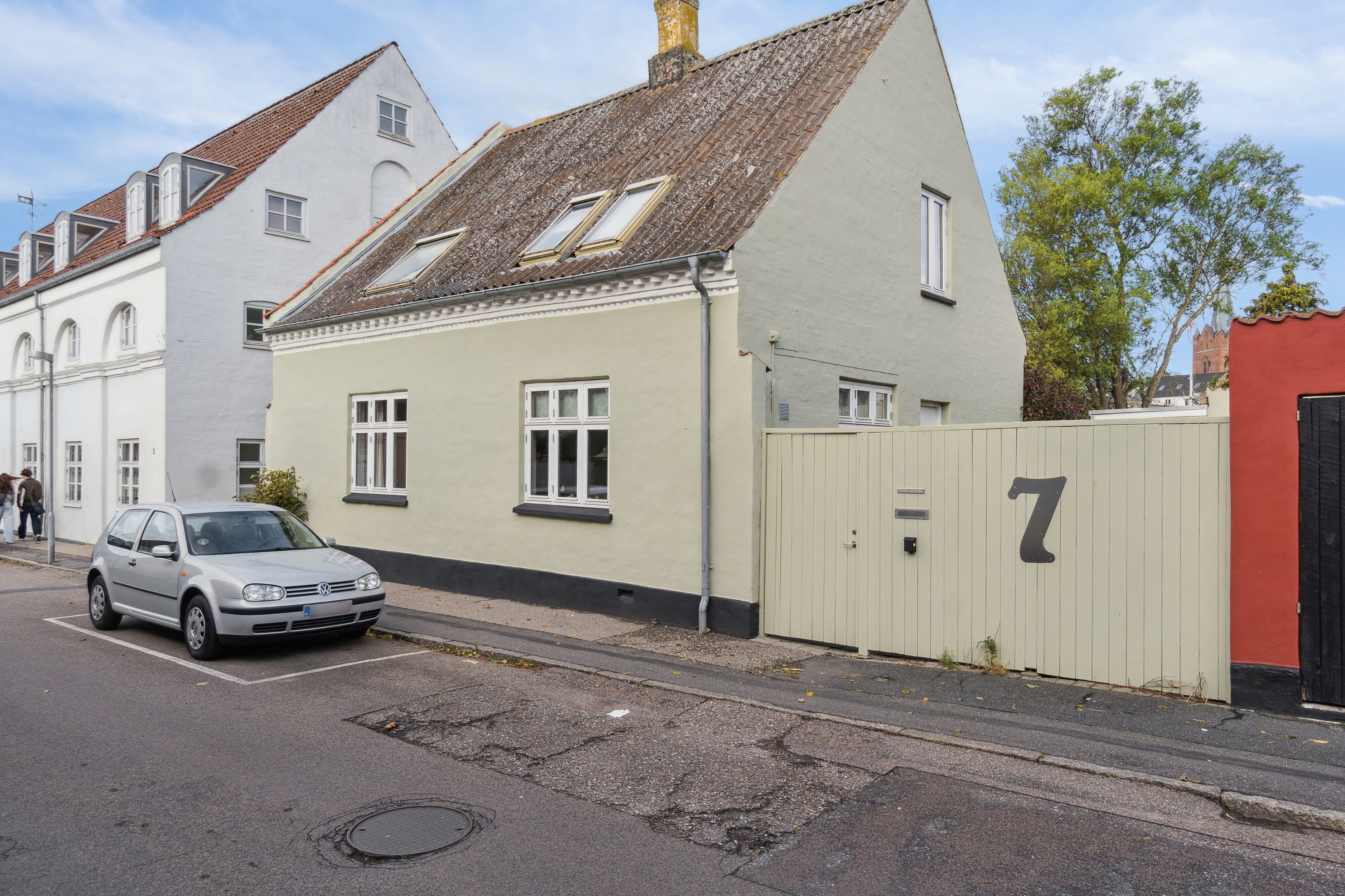 Fremhævet udendørs billede i fuldskærmstilstand. Billede af Hestemøllestræde 7, 4200 Slagelse