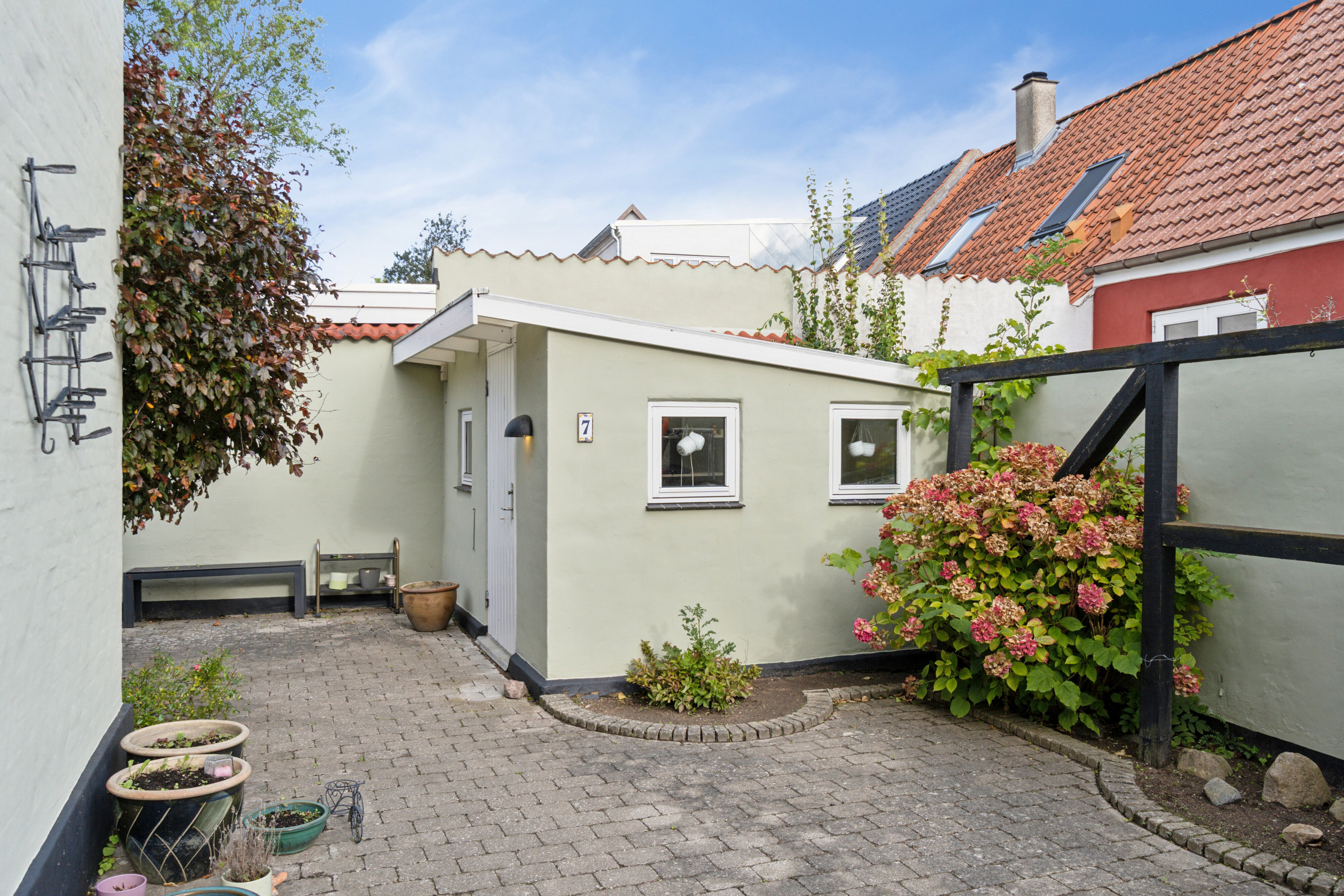 Fremhævet udendørs billede i fuldskærmstilstand. Billede af Hestemøllestræde 7, 4200 Slagelse