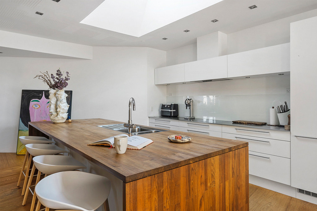 Fremhævet køkken-alrum billede i fuldskærmstilstand. Billede af Bispensgade 16, 3. tv., 9000 Aalborg