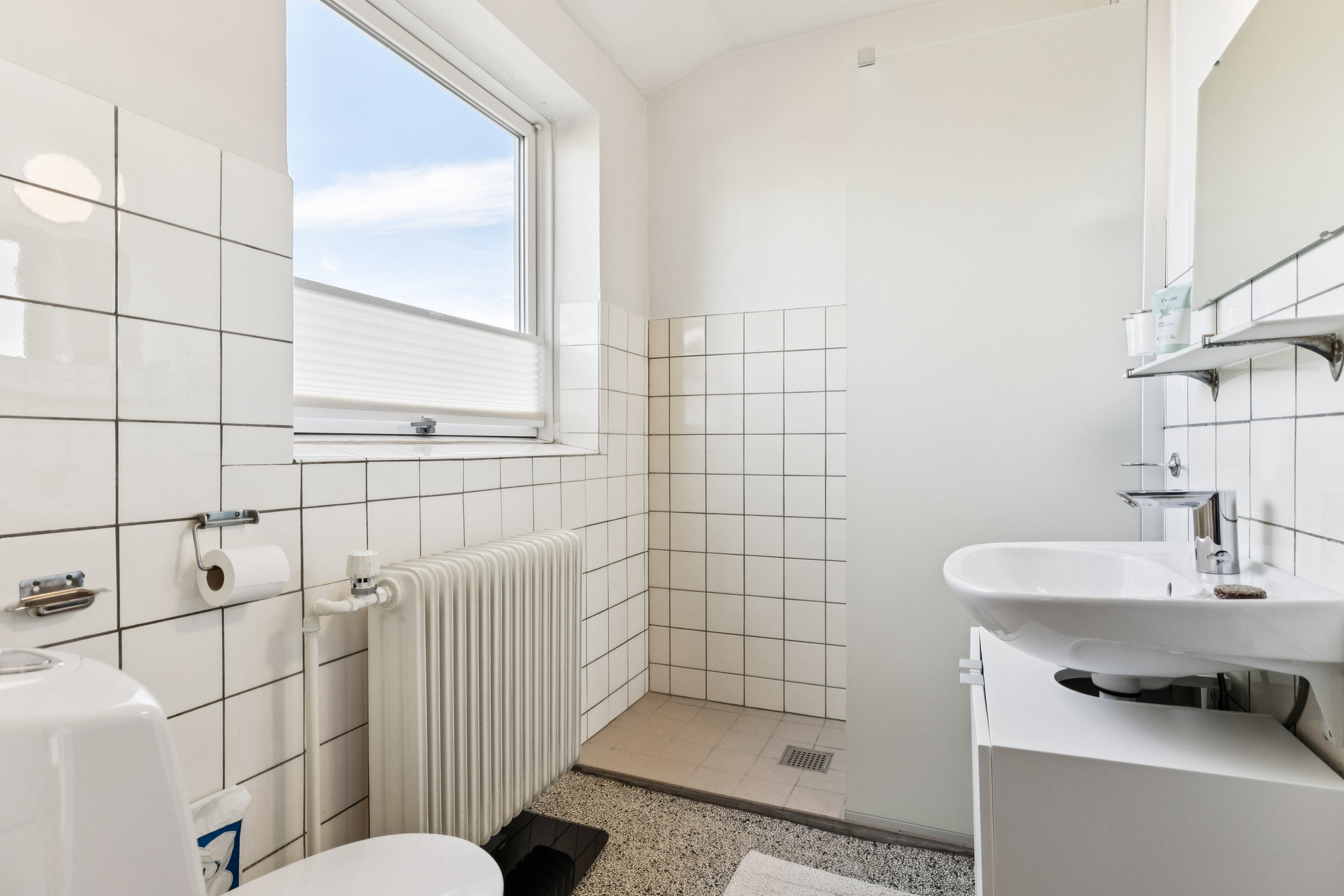 Fremhævet badeværelse billede i fuldskærmstilstand. Billede af Storegade 6, Assentoft, 8960 Randers SØ