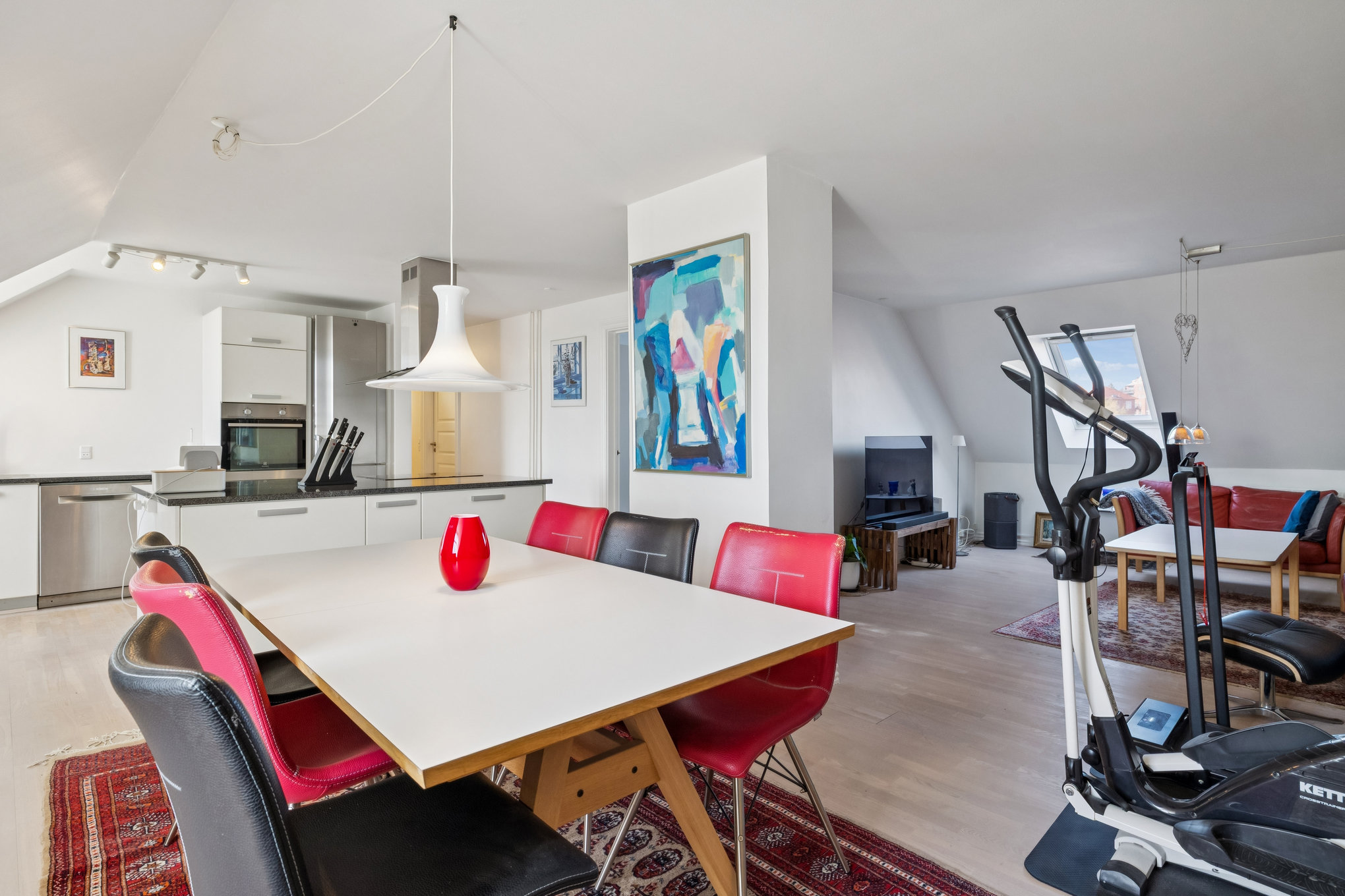 Fremhævet stue billede i fuldskærmstilstand. Billede af Lille Voldgade 5, 4. tv., 8900 Randers C