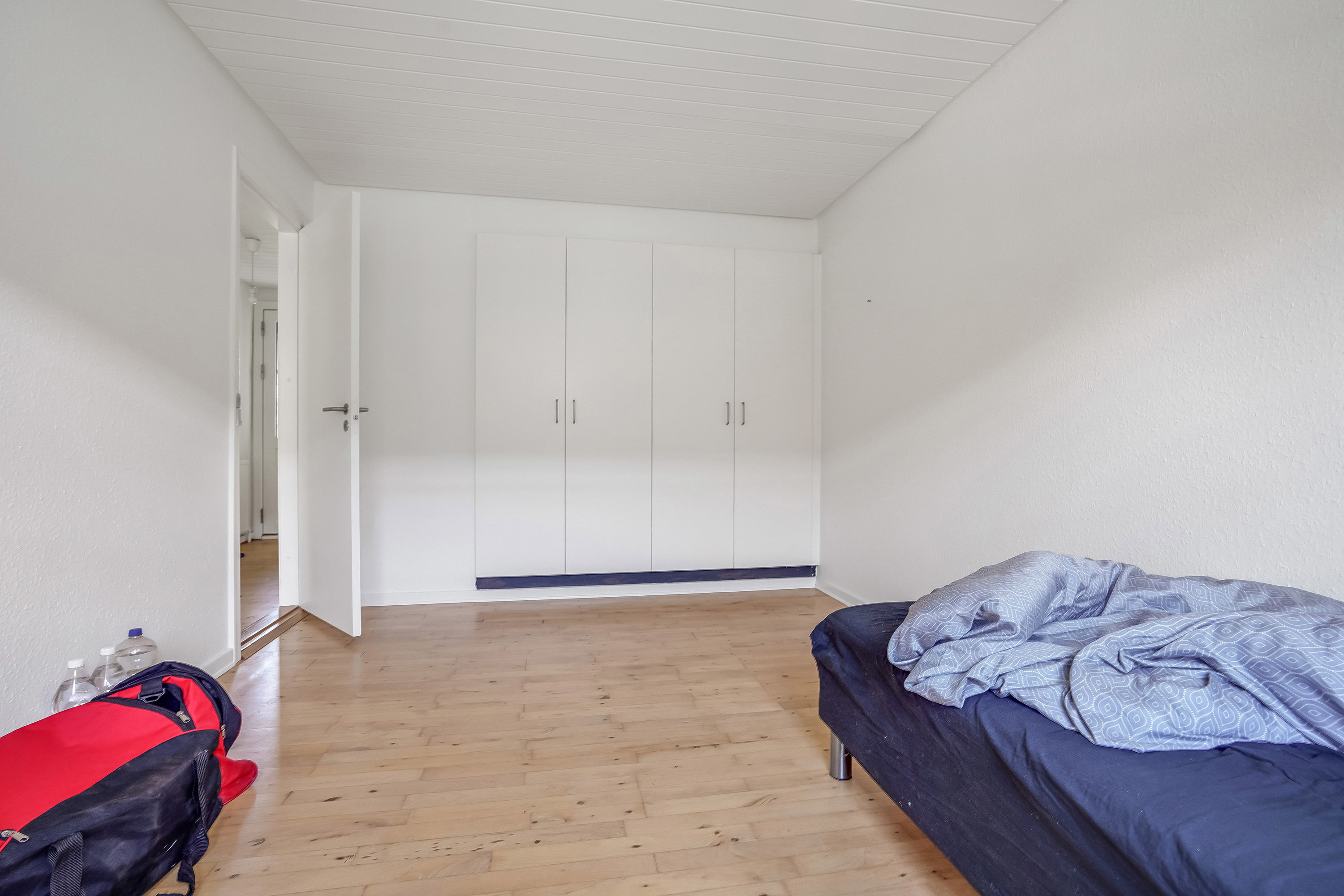 Fremhævet værelse billede i fuldskærmstilstand. Billede af Marslev Stationsvej 2, 5290 Marslev