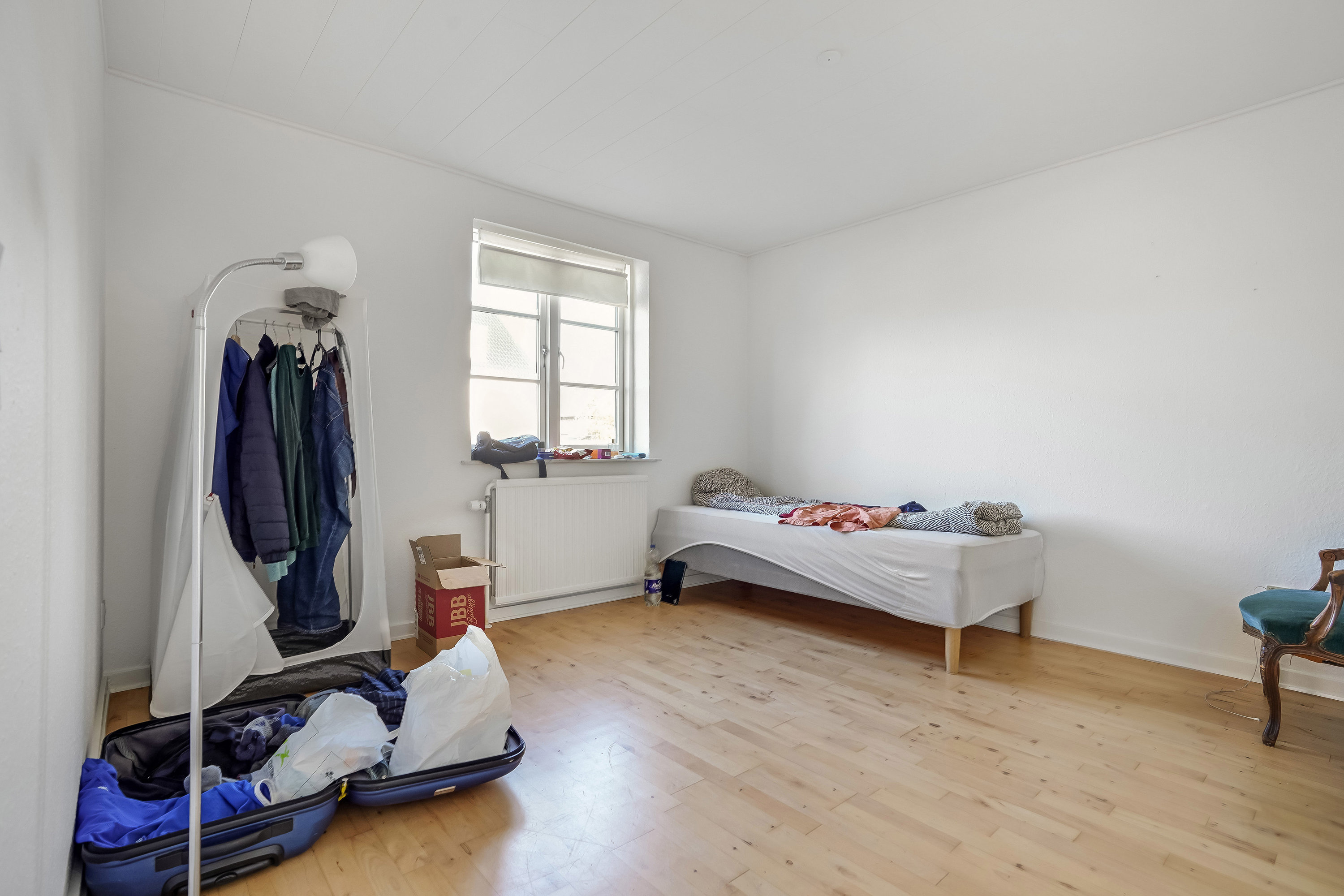 Fremhævet værelse billede i fuldskærmstilstand. Billede af Marslev Stationsvej 2, 5290 Marslev