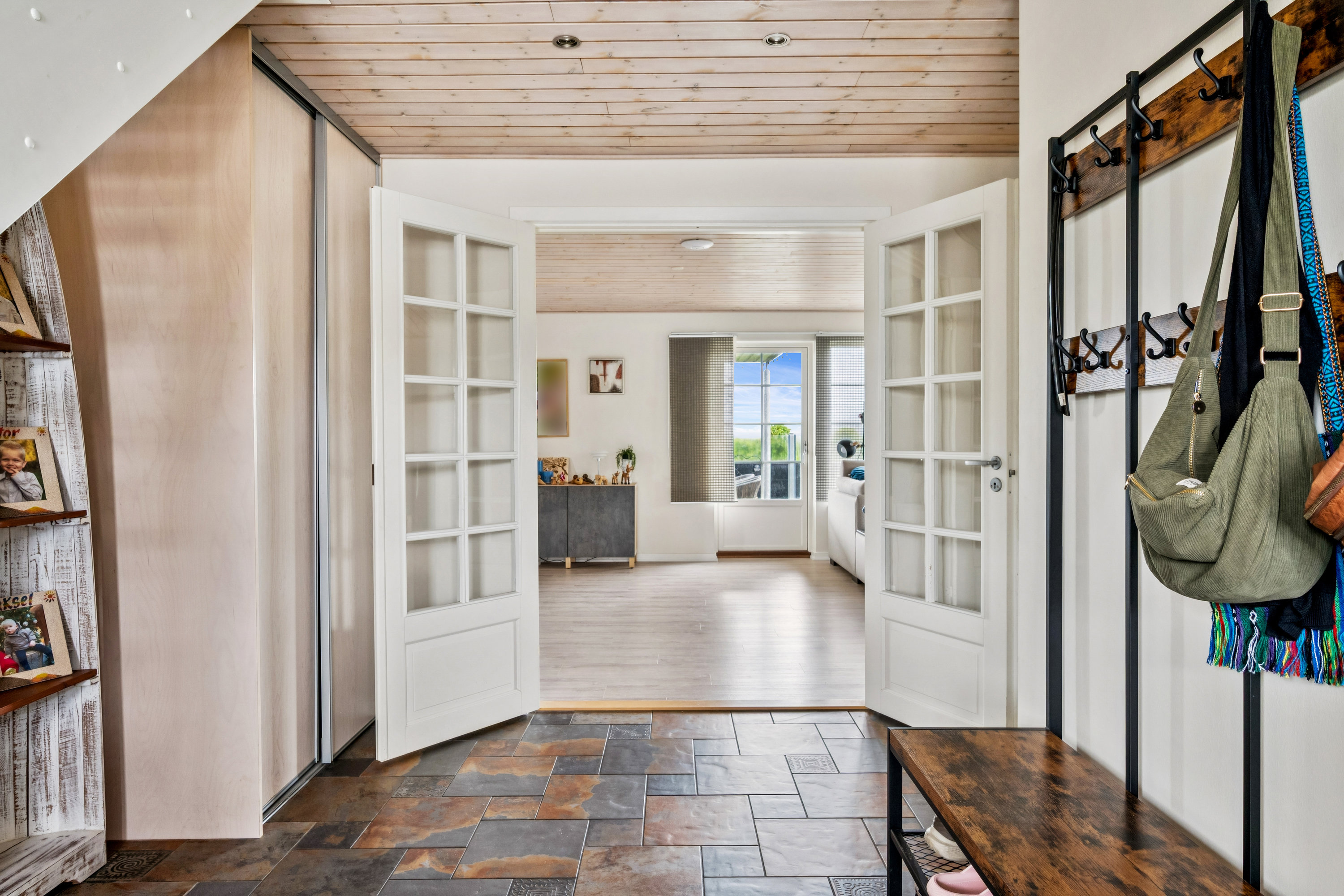 Fremhævet køkken billede i fuldskærmstilstand. Billede af Haarvej 28, Haar, 8382 Hinnerup