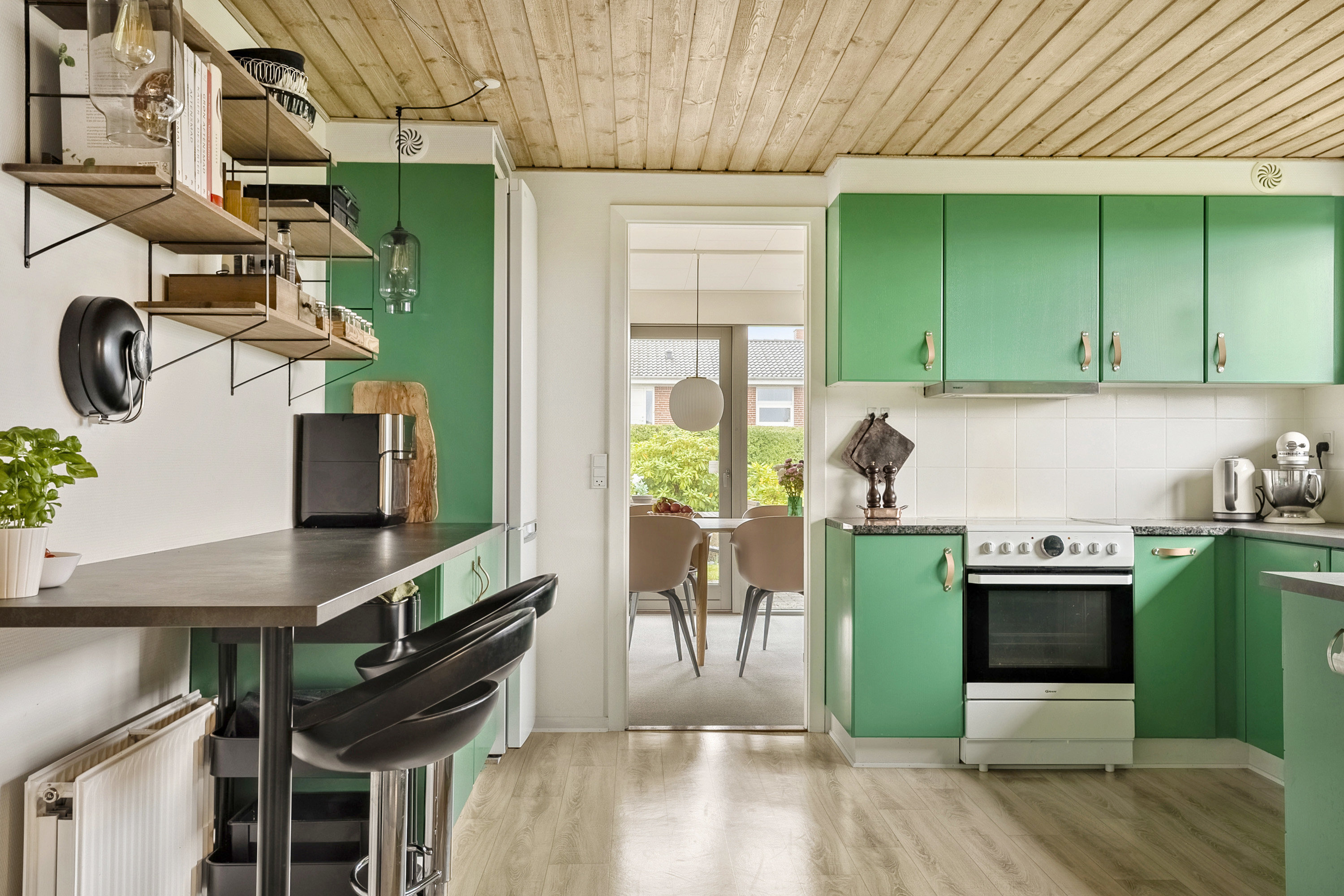 Fremhævet køkken billede i fuldskærmstilstand. Billede af Vestergårdsvej 60, Tyrsted, 8700 Horsens