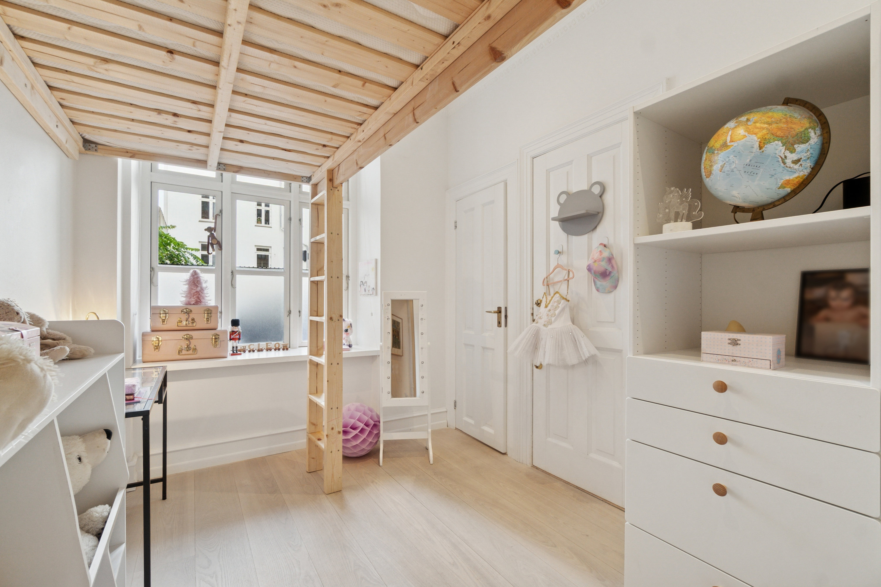 Fremhævet værelse billede i fuldskærmstilstand. Billede af H.C. Ørsteds Vej 31, st.. tv., 1879 Frederiksberg C