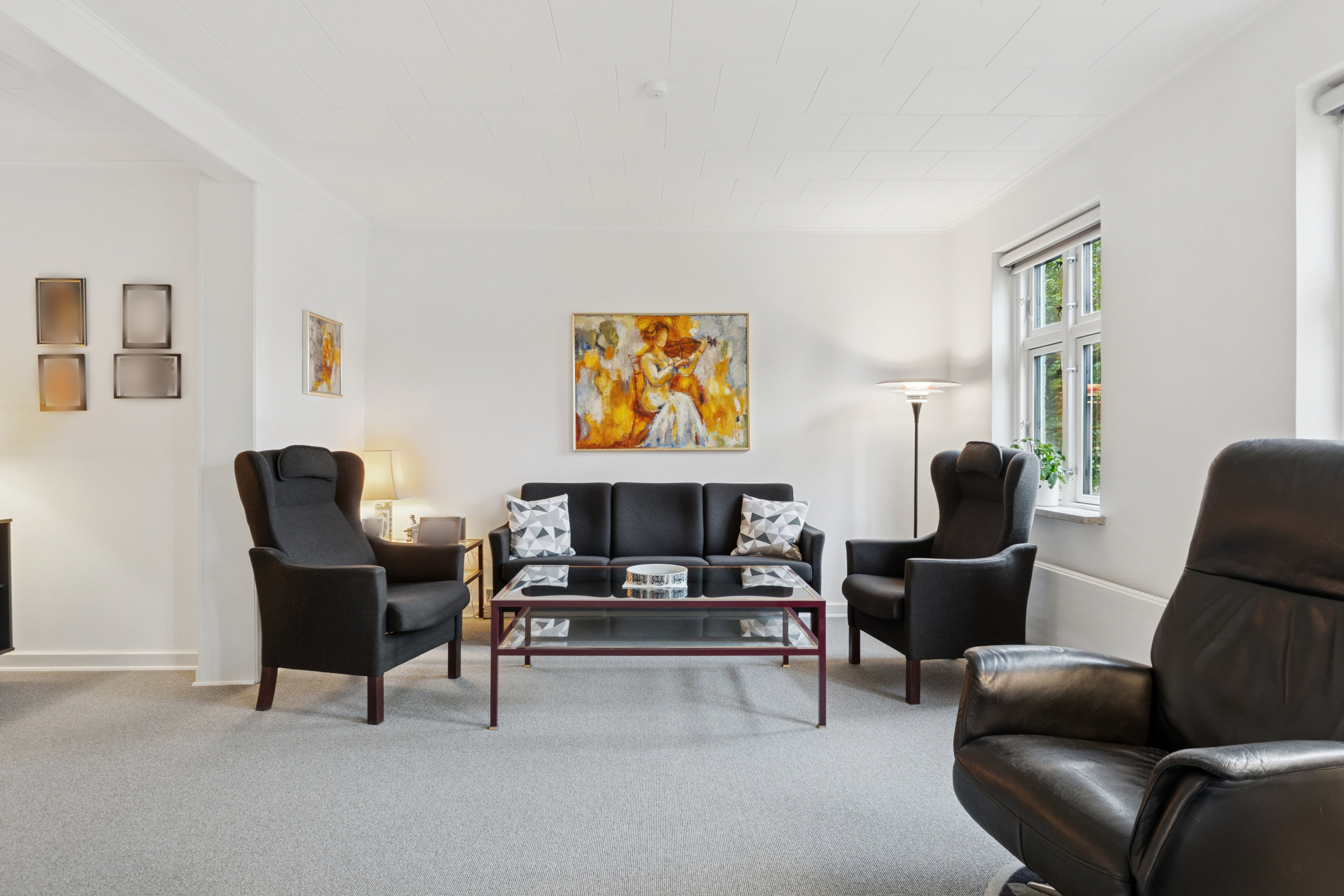 Fremhævet stue billede i fuldskærmstilstand. Billede af Højbyvej 6, Højby, 5260 Odense S