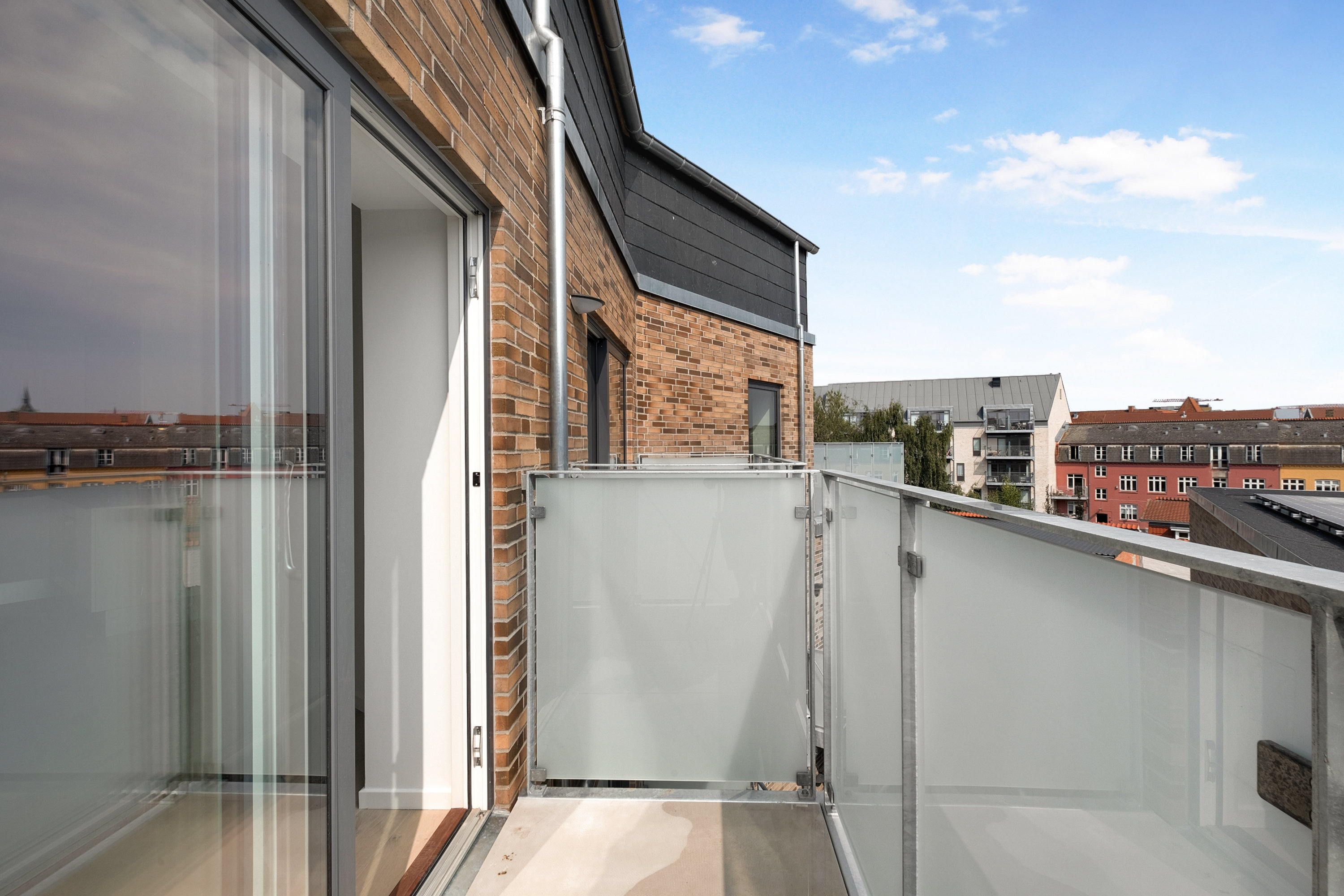 Fremhævet  billede i fuldskærmstilstand. Billede af Vindegade 144, 2. 3., 5000 Odense C