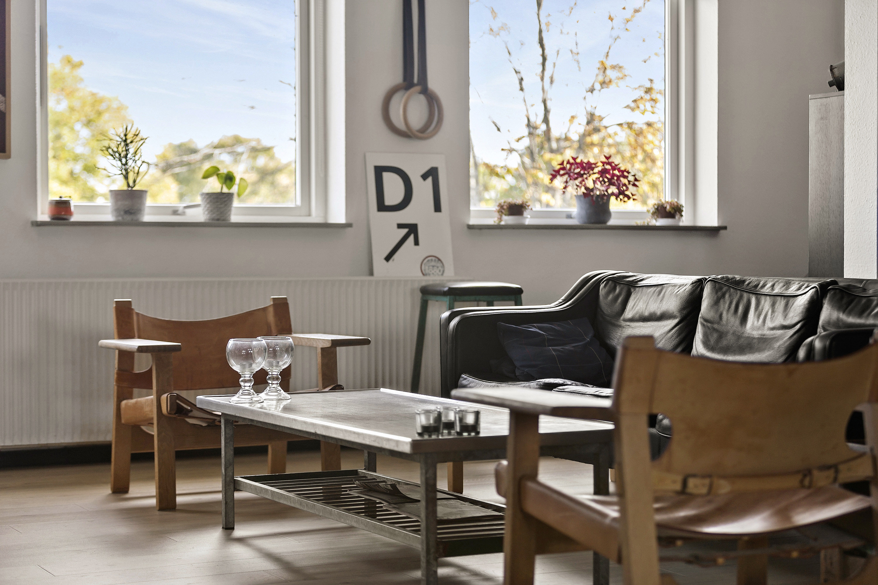 Fremhævet stue billede i fuldskærmstilstand. Billede af Nørre Alle 7, 1., 8362 Hørning