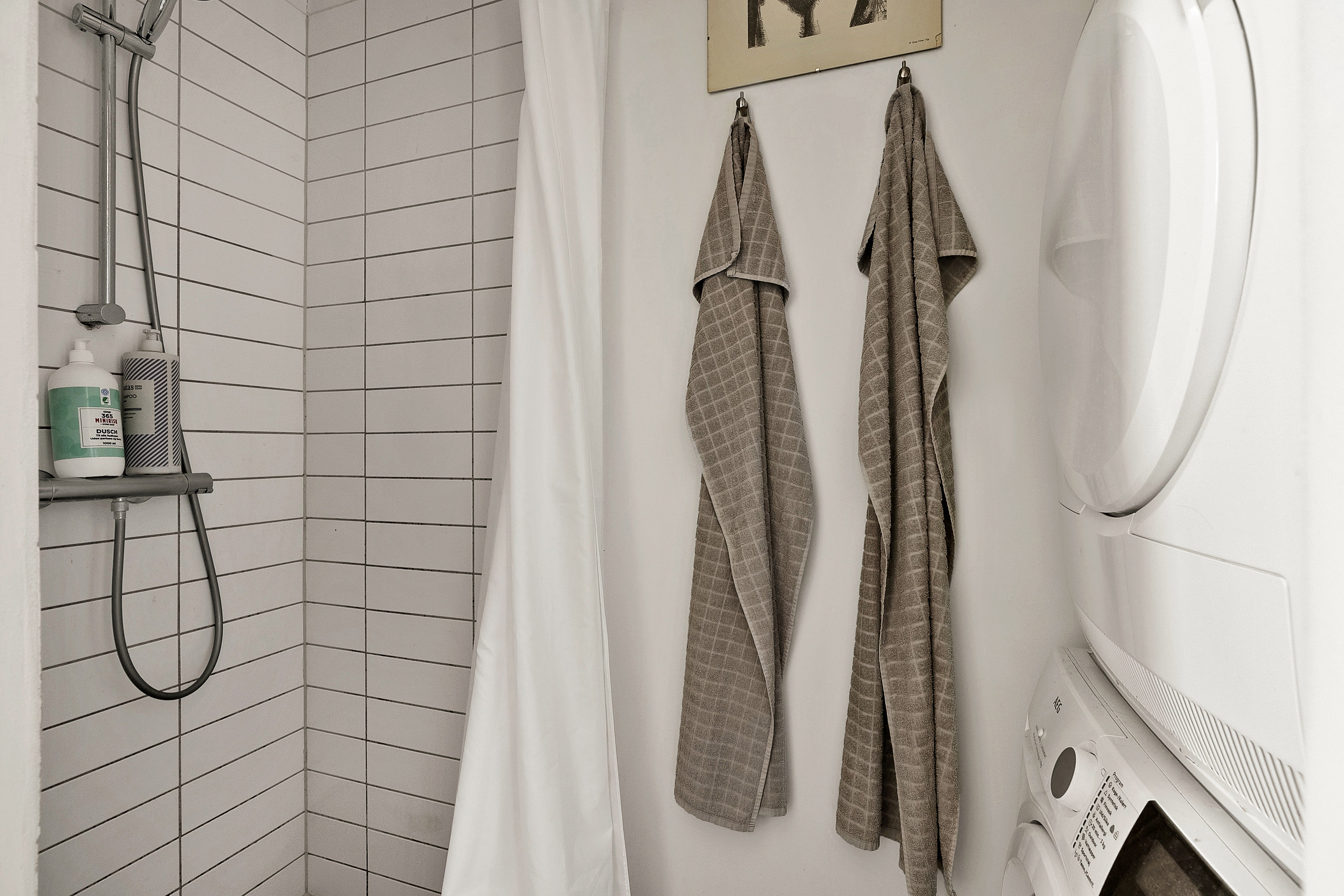 Fremhævet badeværelse billede i fuldskærmstilstand. Billede af Nørre Alle 7, 1., 8362 Hørning