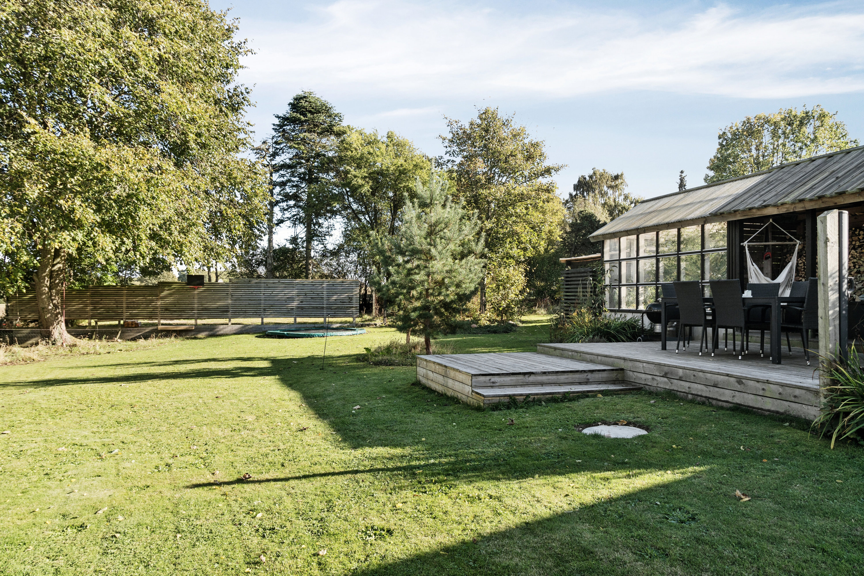 Miniaturebillede 2: set fra haven. Billede af Kollekollevej 19, Sv Hestehave, 4572 Nørre Asmindrup