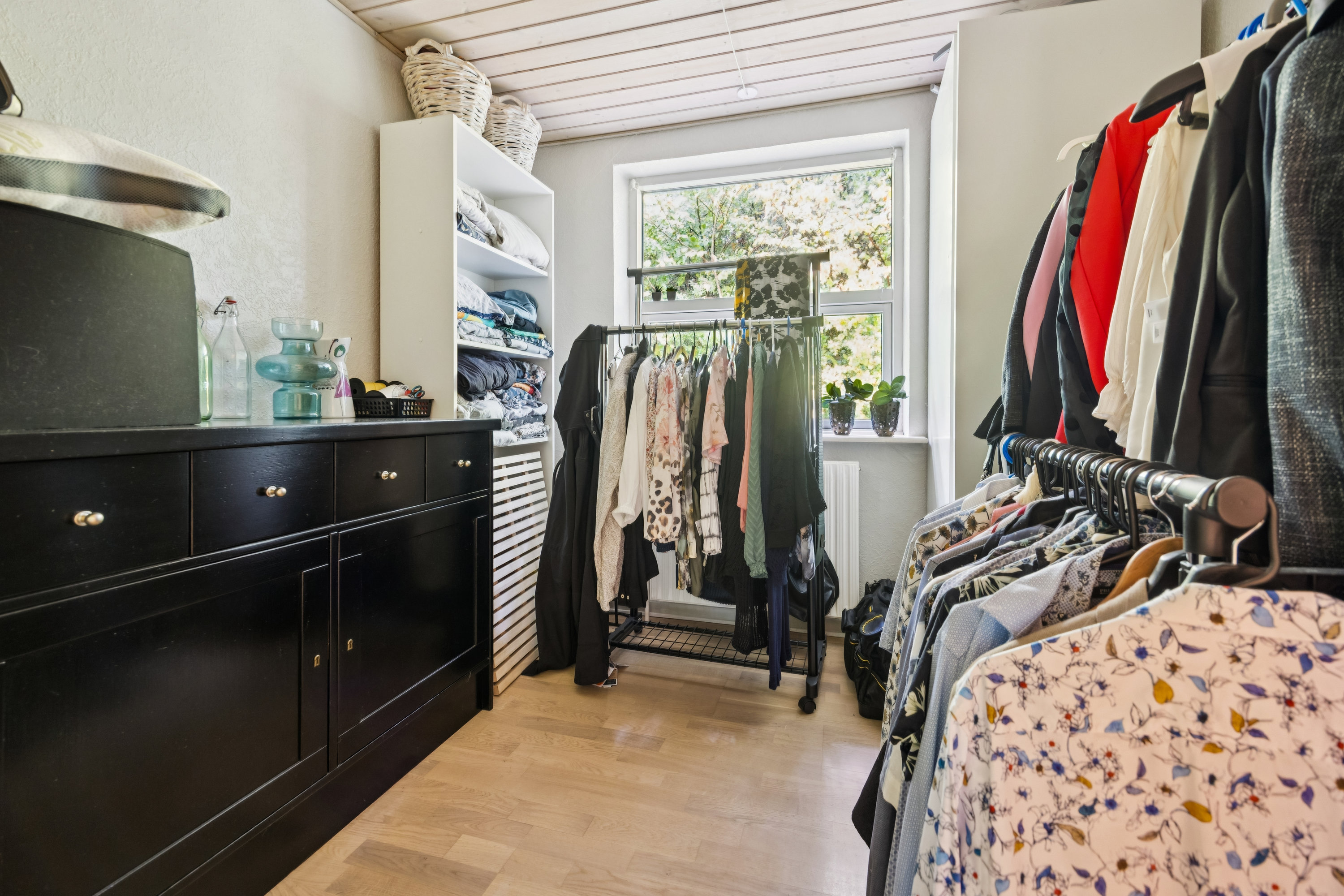 Fremhævet værelse billede i fuldskærmstilstand. Billede af Vinkelvej 34, 9500 Hobro