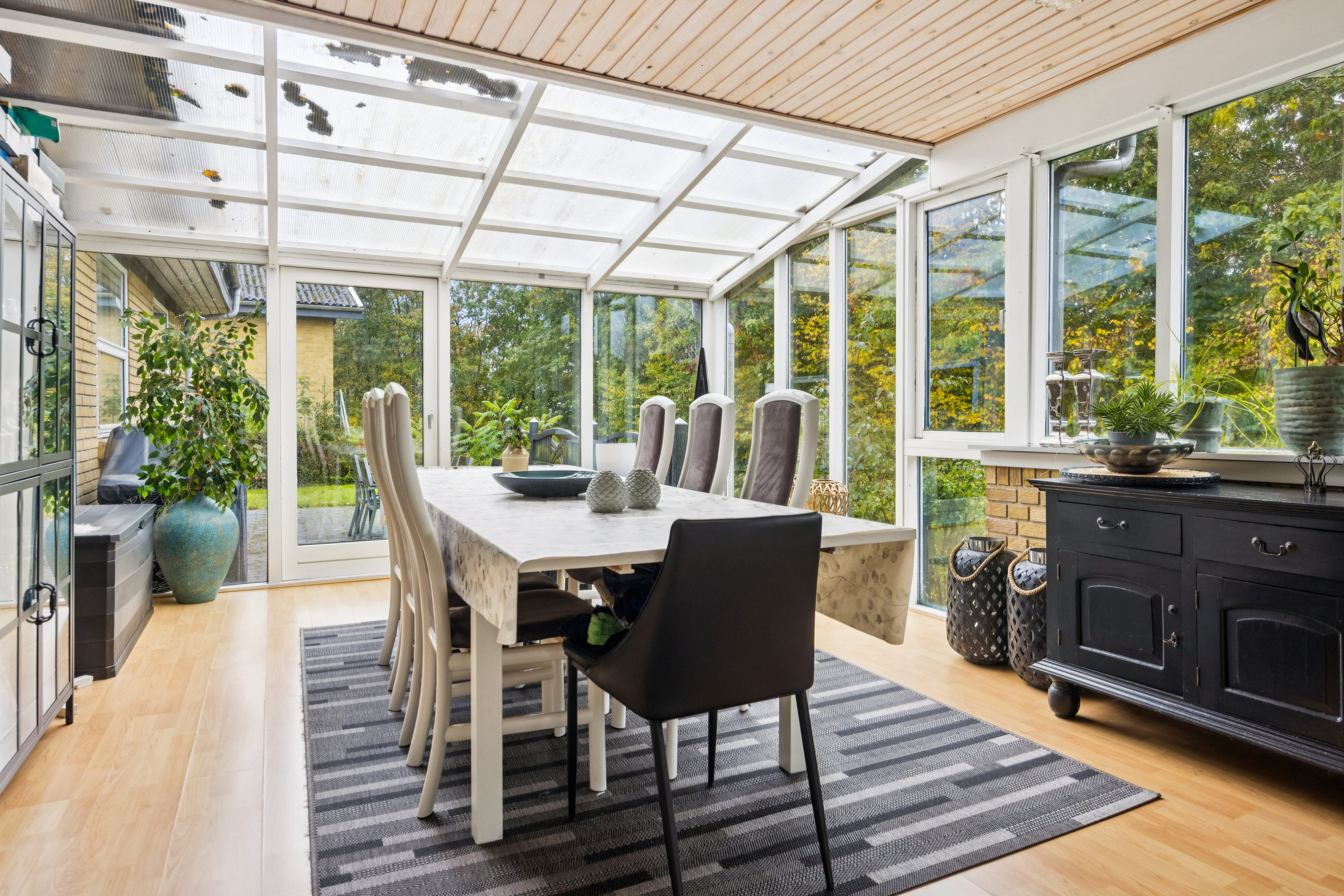 Fremhævet udestue billede i fuldskærmstilstand. Billede af Vinkelvej 34, 9500 Hobro