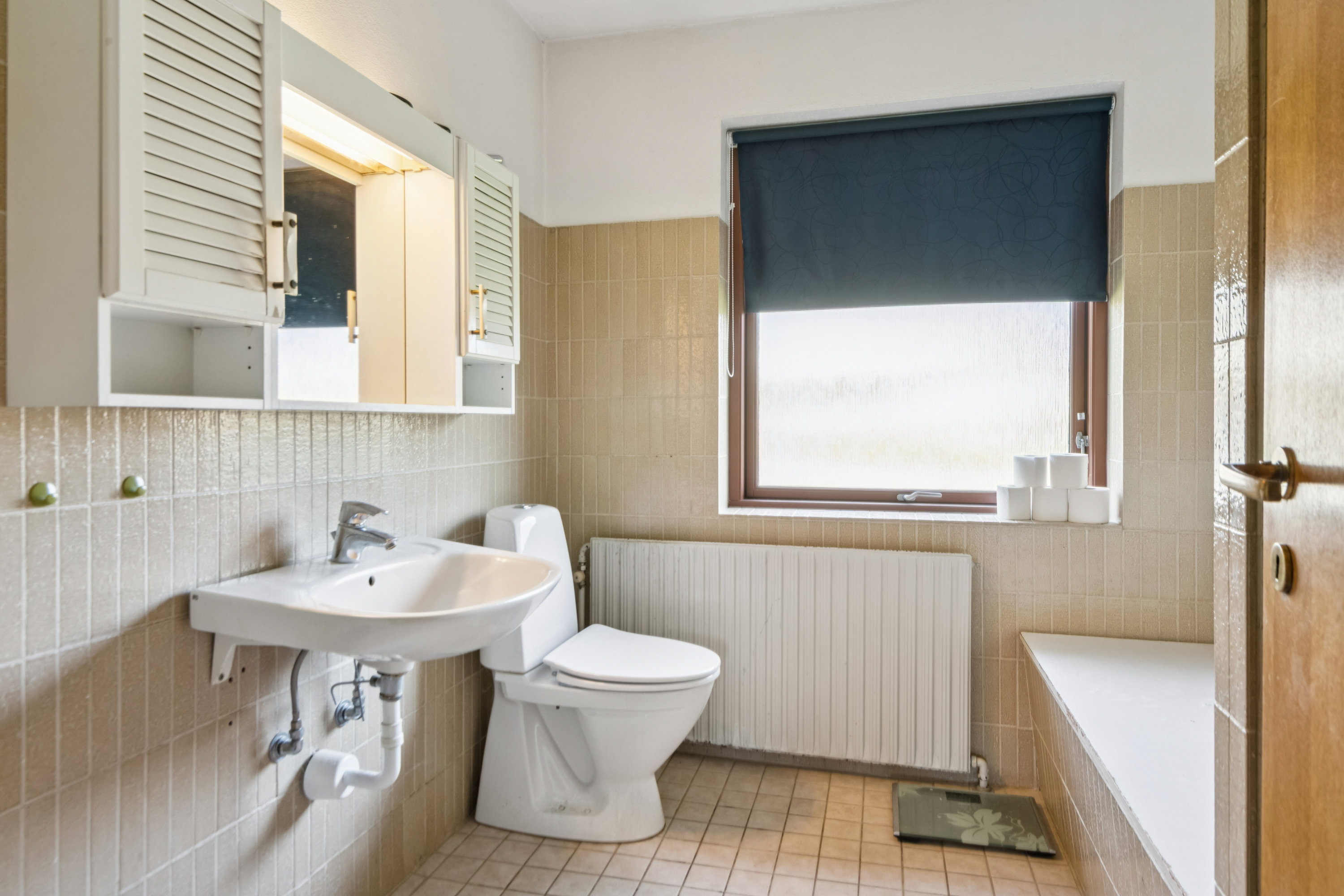 Fremhævet badeværelse billede i fuldskærmstilstand. Billede af Skrænten 11, 9520 Skørping